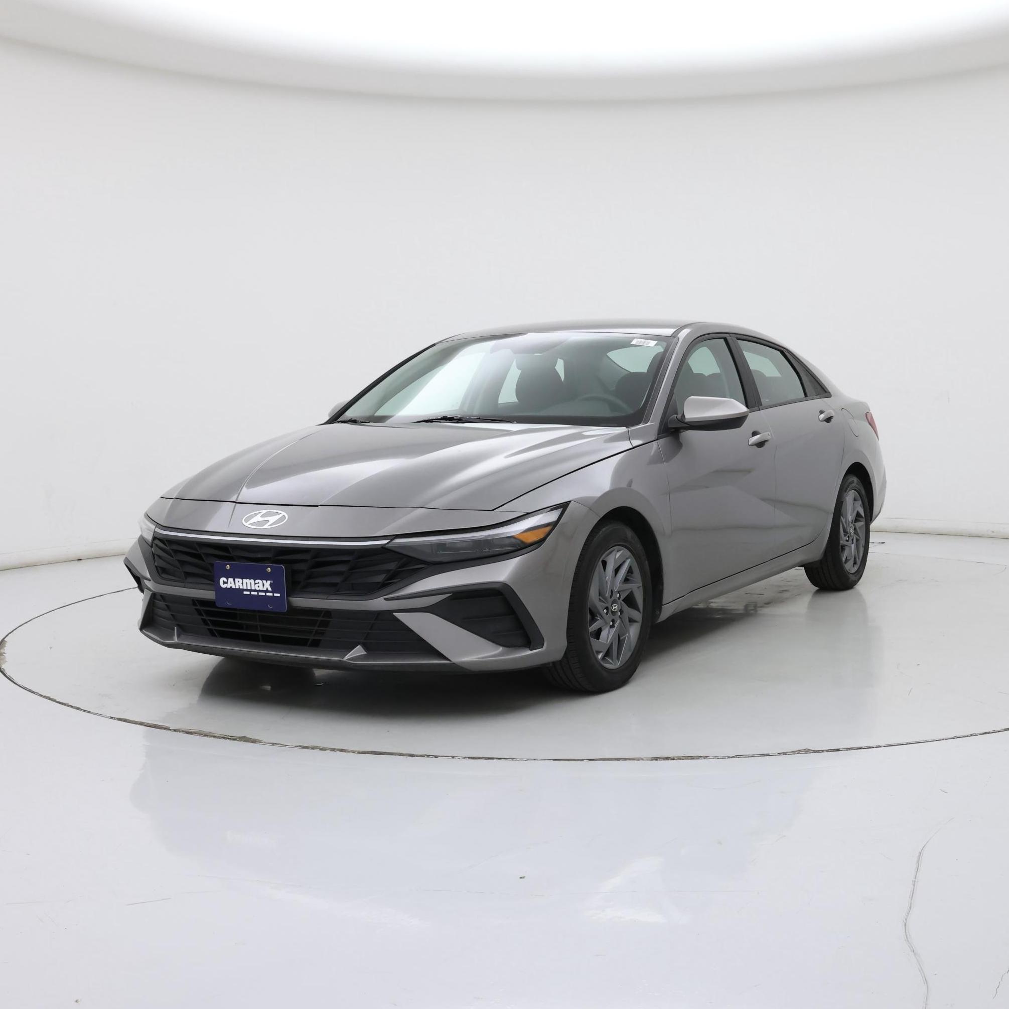 Thumbnail: 2024 Hyundai Elantra - 4