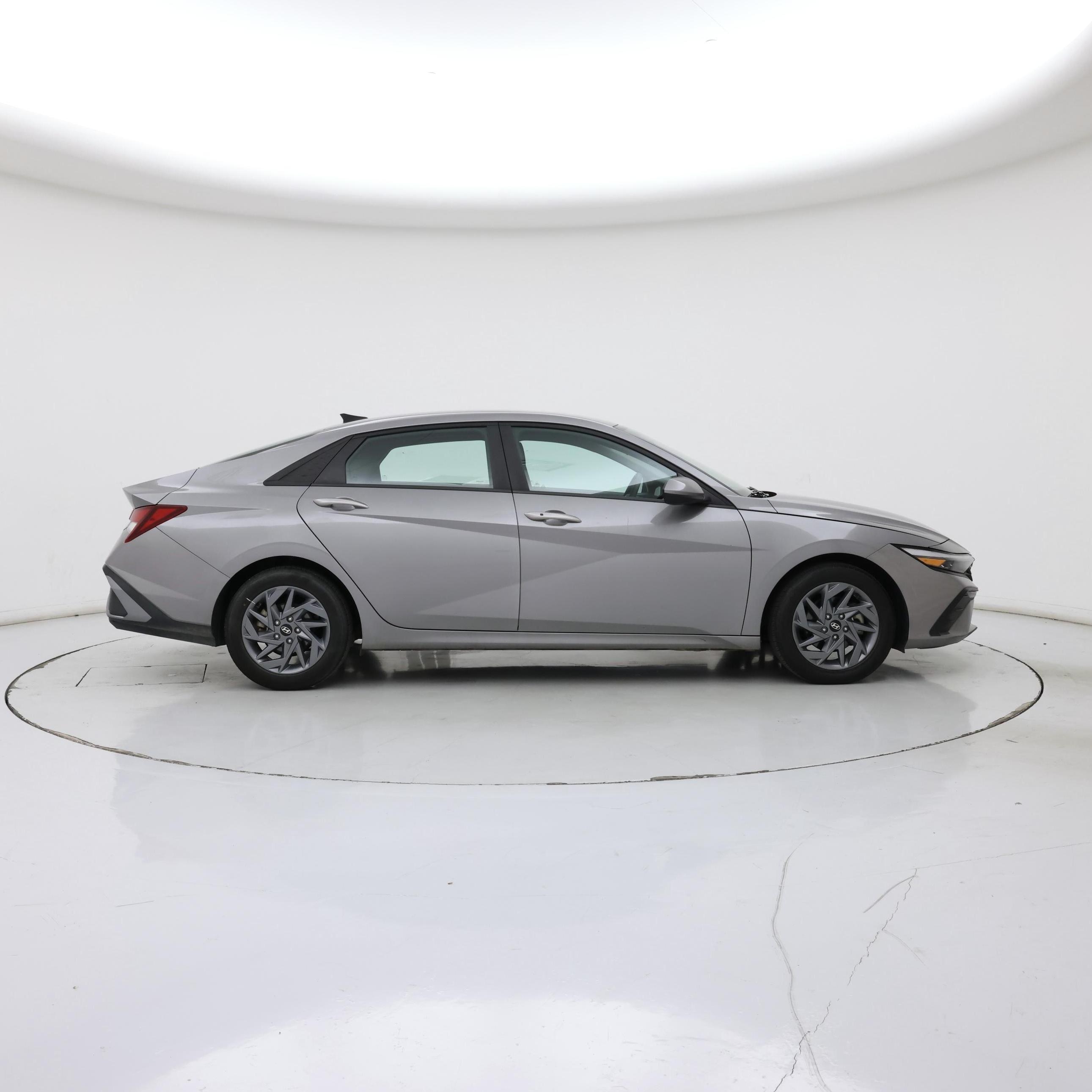 Thumbnail: 2024 Hyundai Elantra - 7