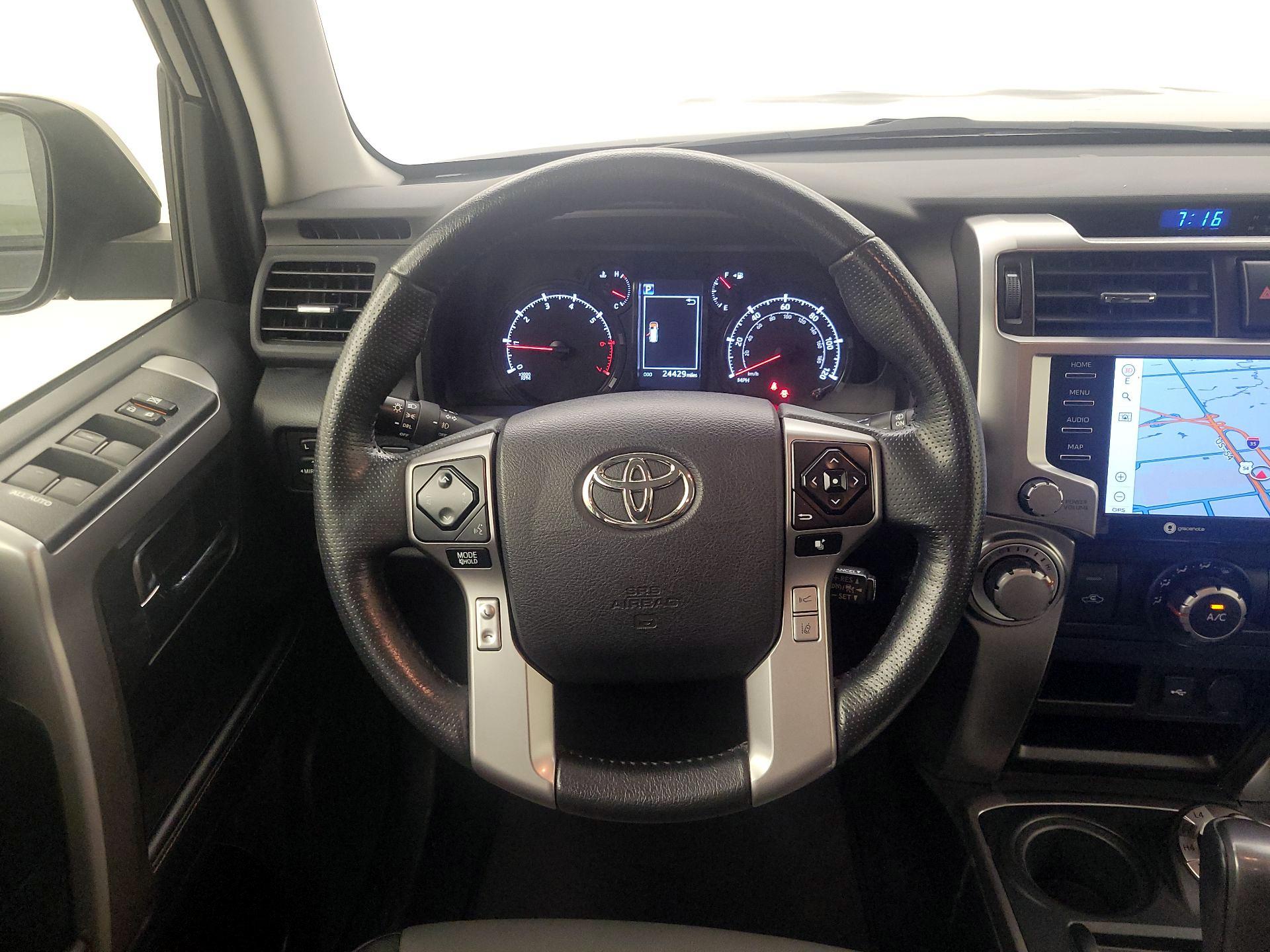 Thumbnail: 2024 Toyota 4Runner - 10