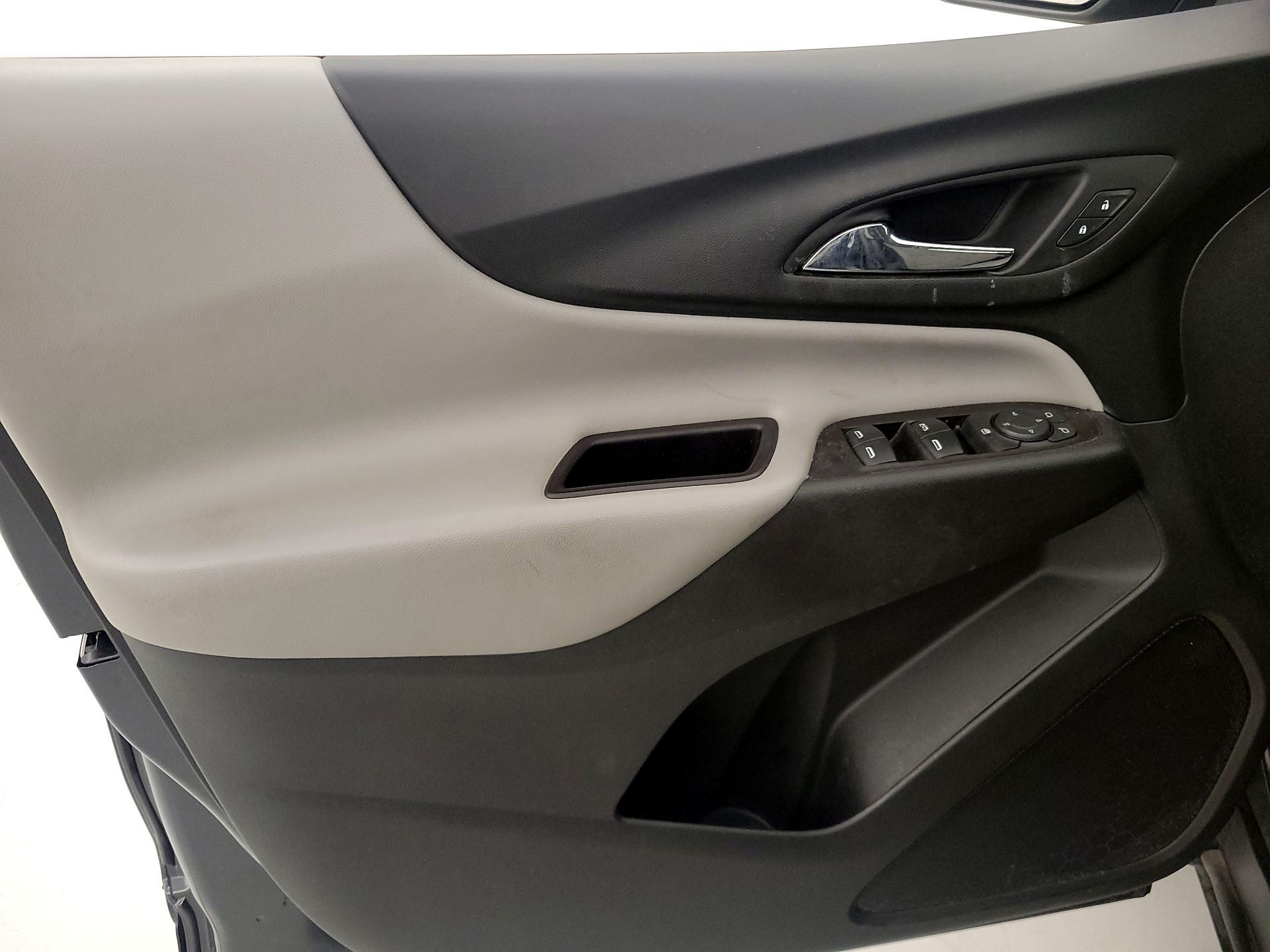 Thumbnail: 2021 Chevrolet Equinox - 12