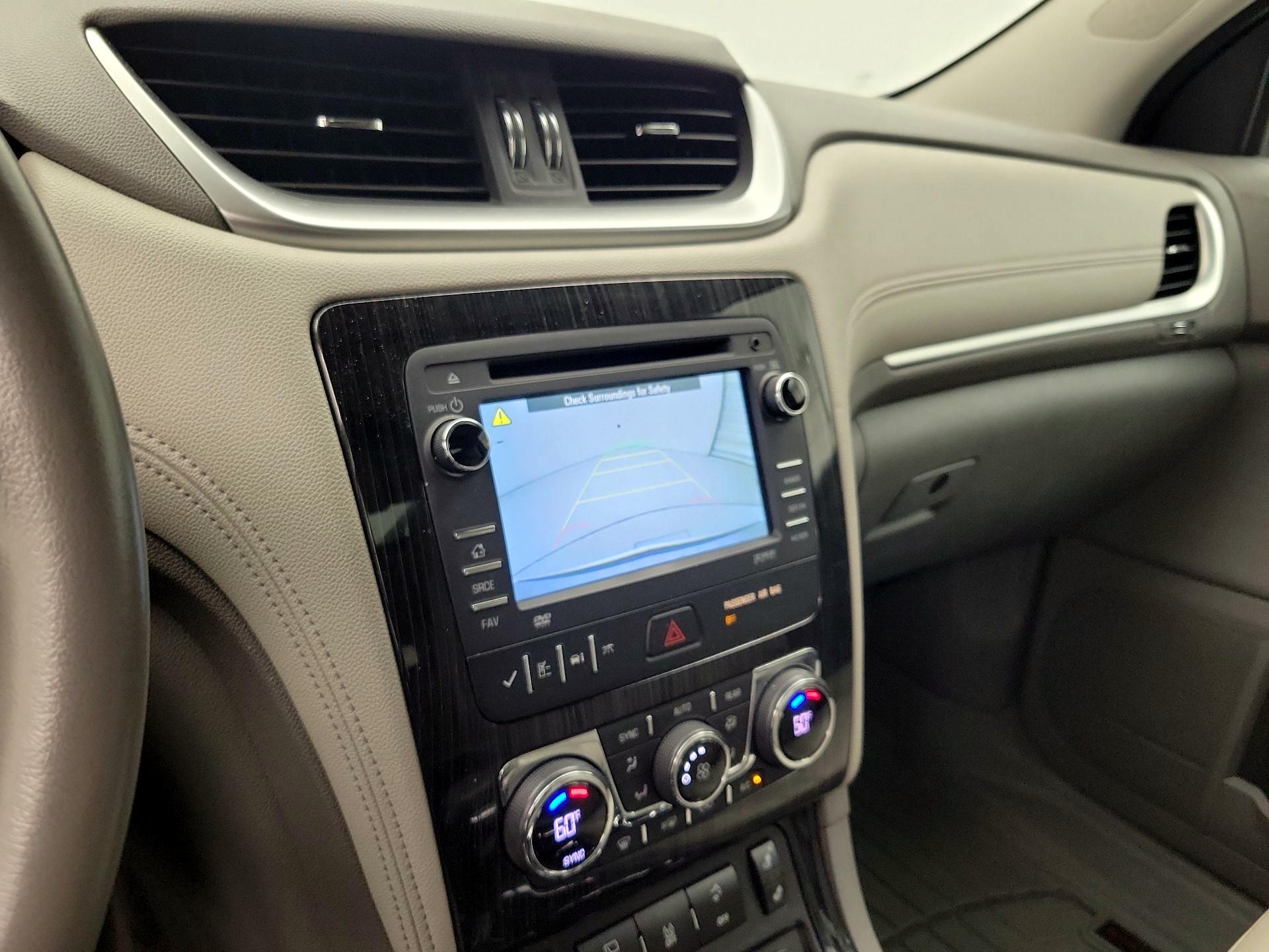 Thumbnail: 2015 Chevrolet Traverse - 14