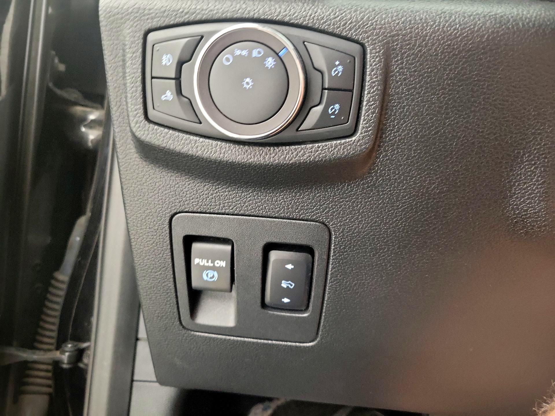 Thumbnail: 2019 Ford F-150 - 13