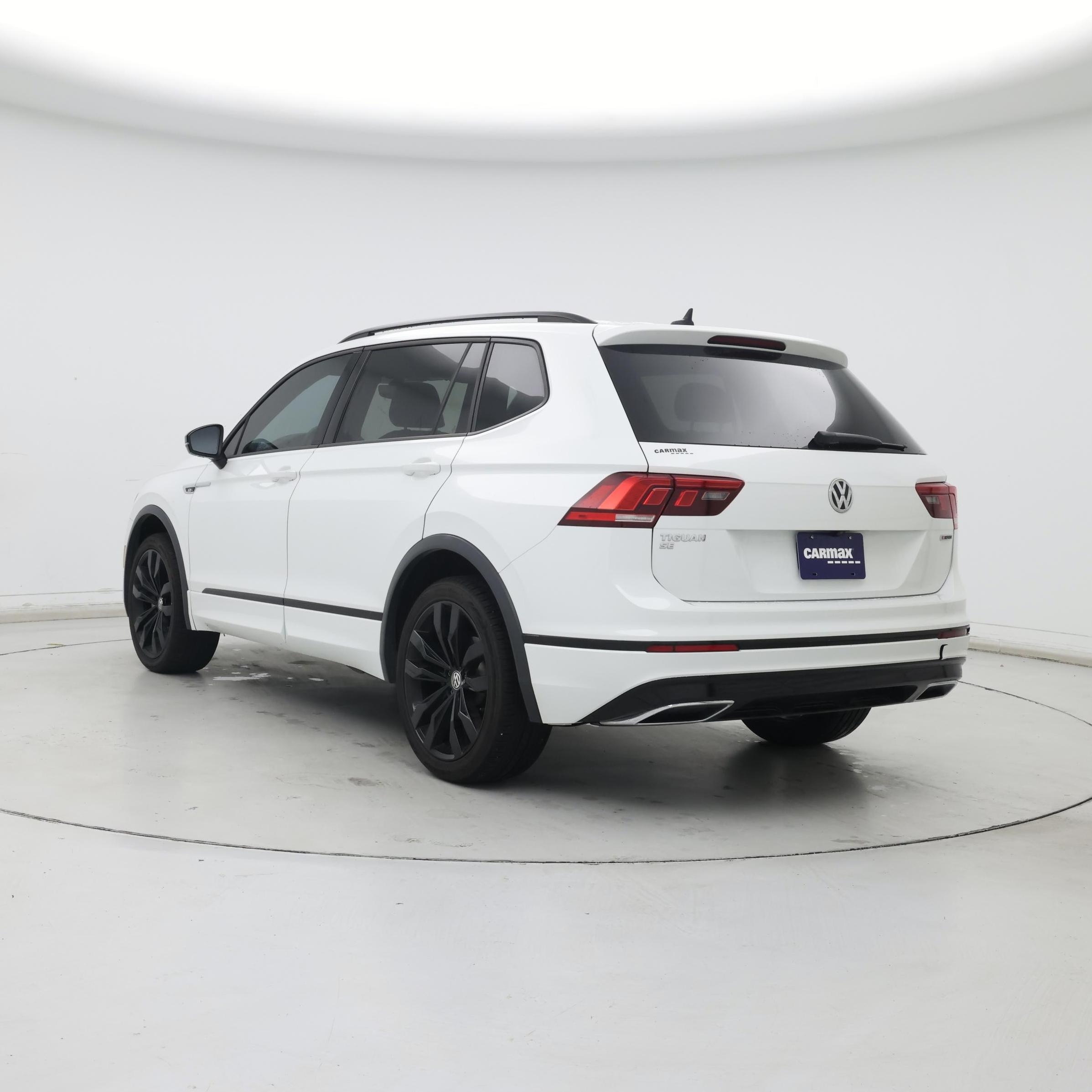 Thumbnail: 2021 Volkswagen Tiguan - 2