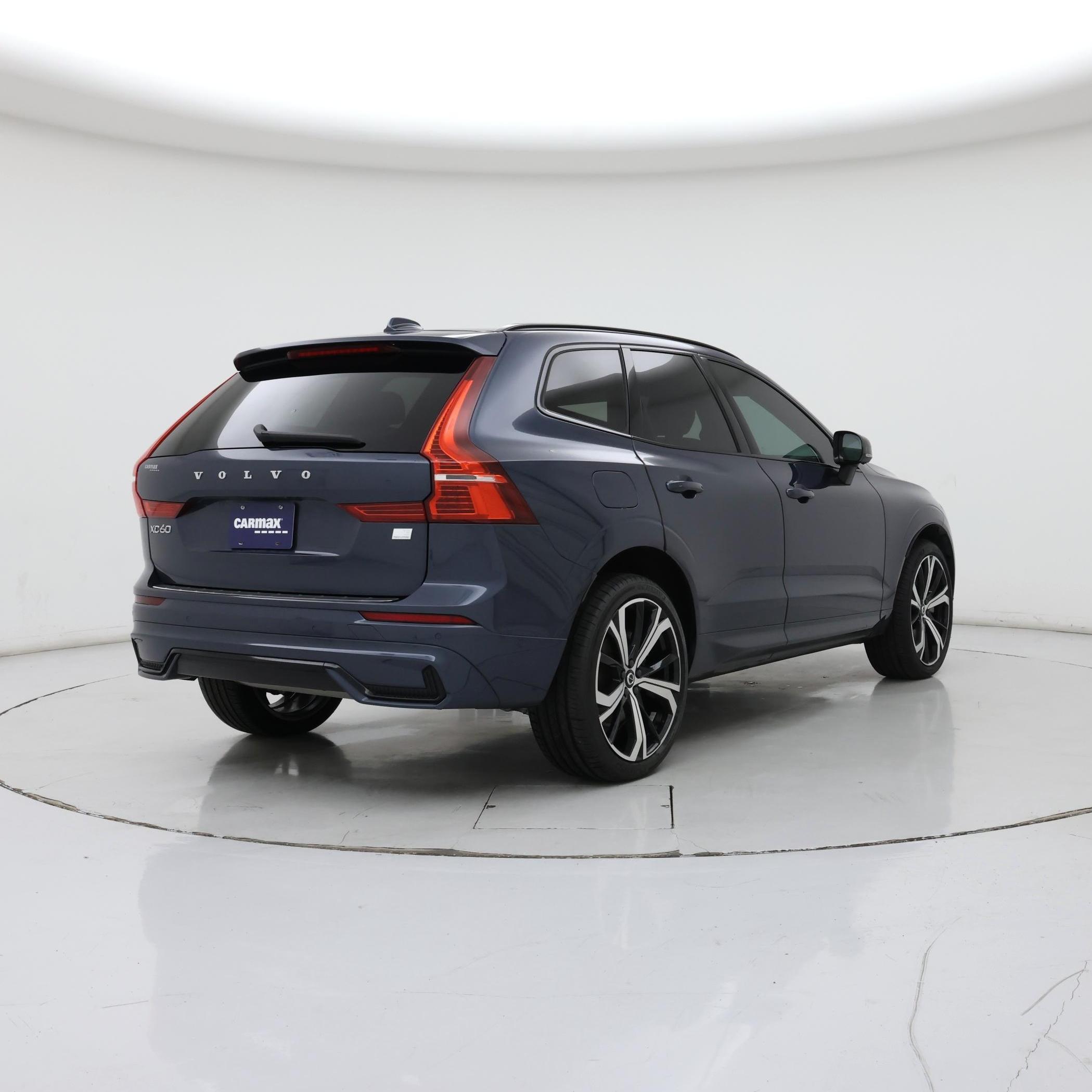 Thumbnail: 2022 Volvo XC60 - 8