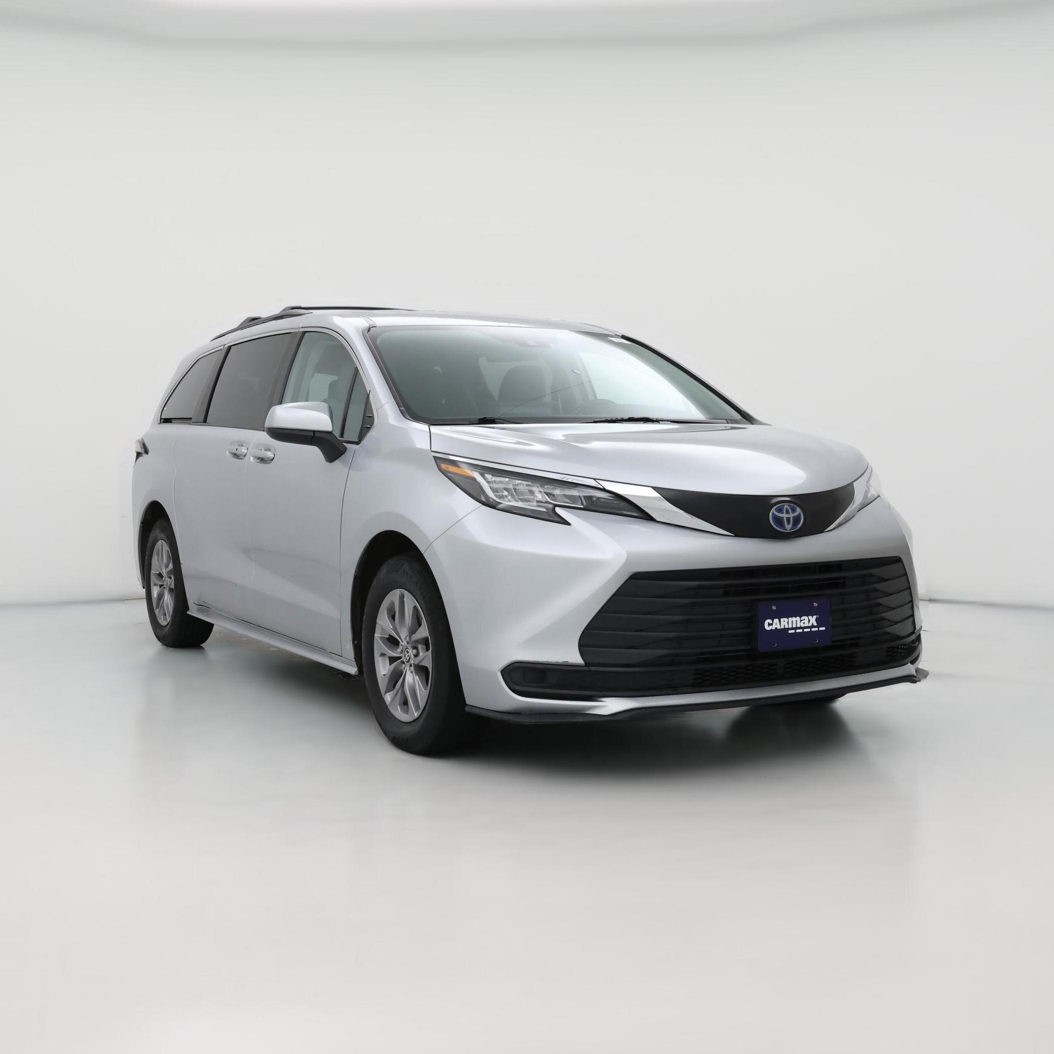 Thumbnail: 2022 Toyota Sienna - 1