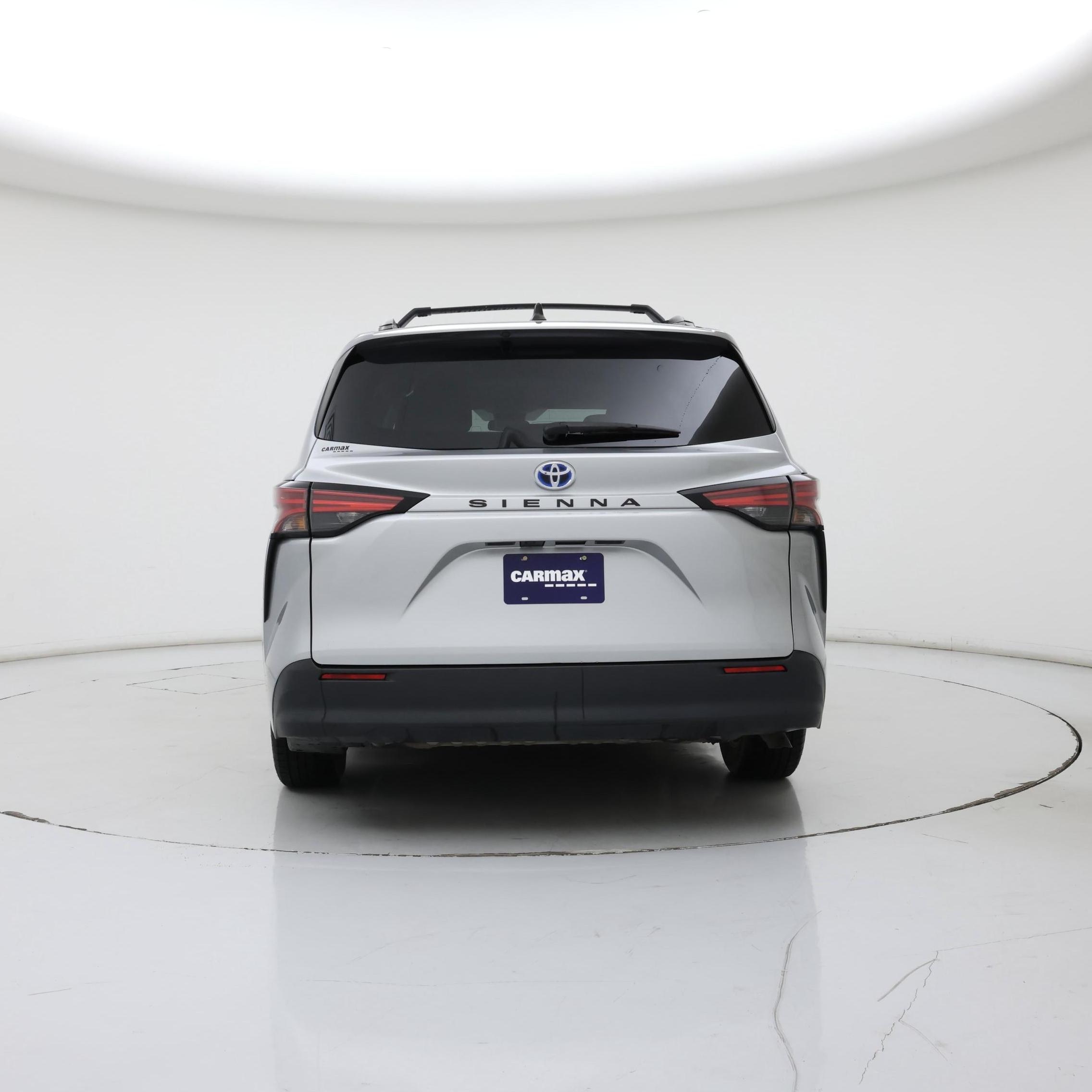 Thumbnail: 2022 Toyota Sienna - 6