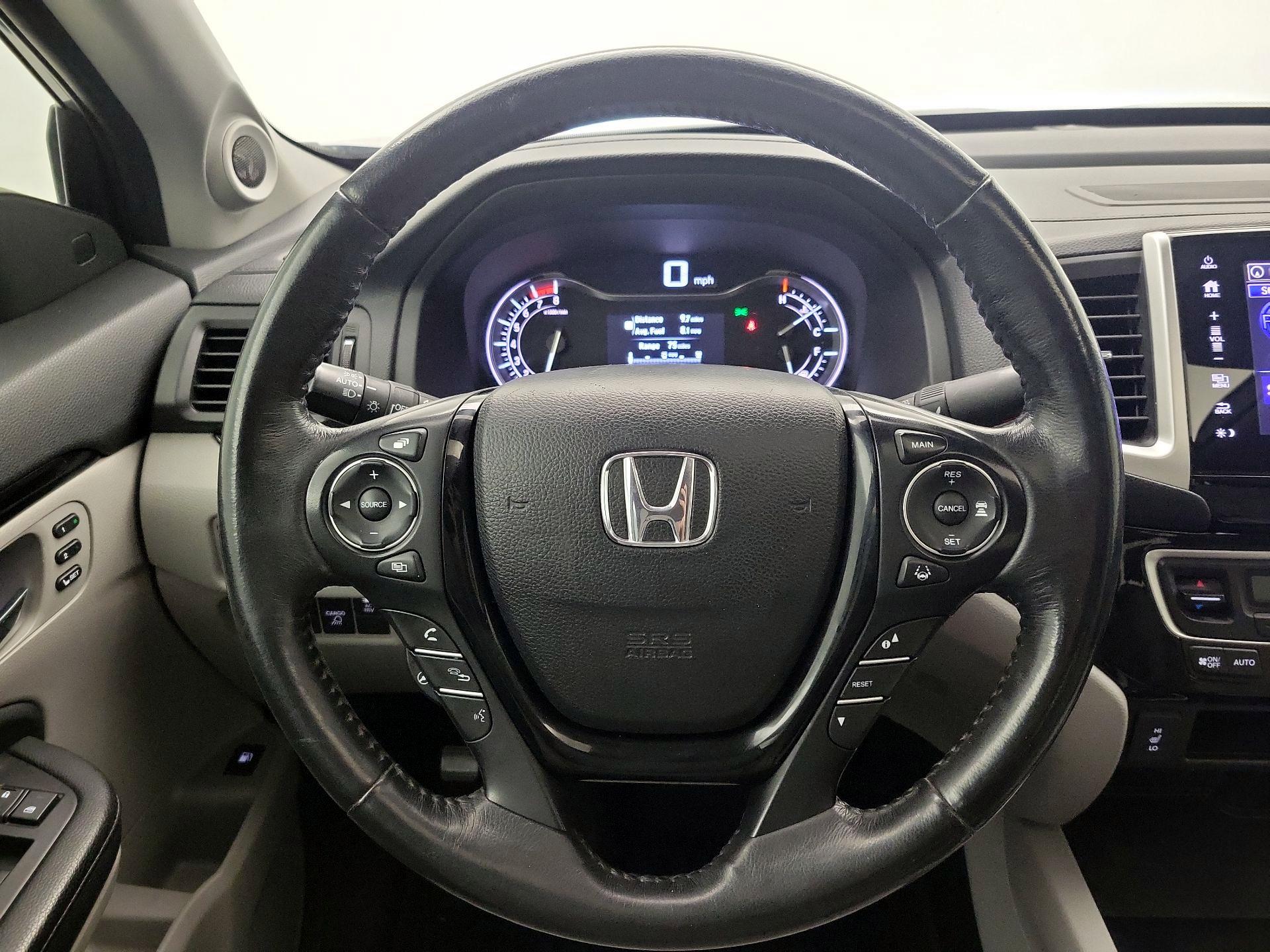 Thumbnail: 2019 Honda Ridgeline - 10