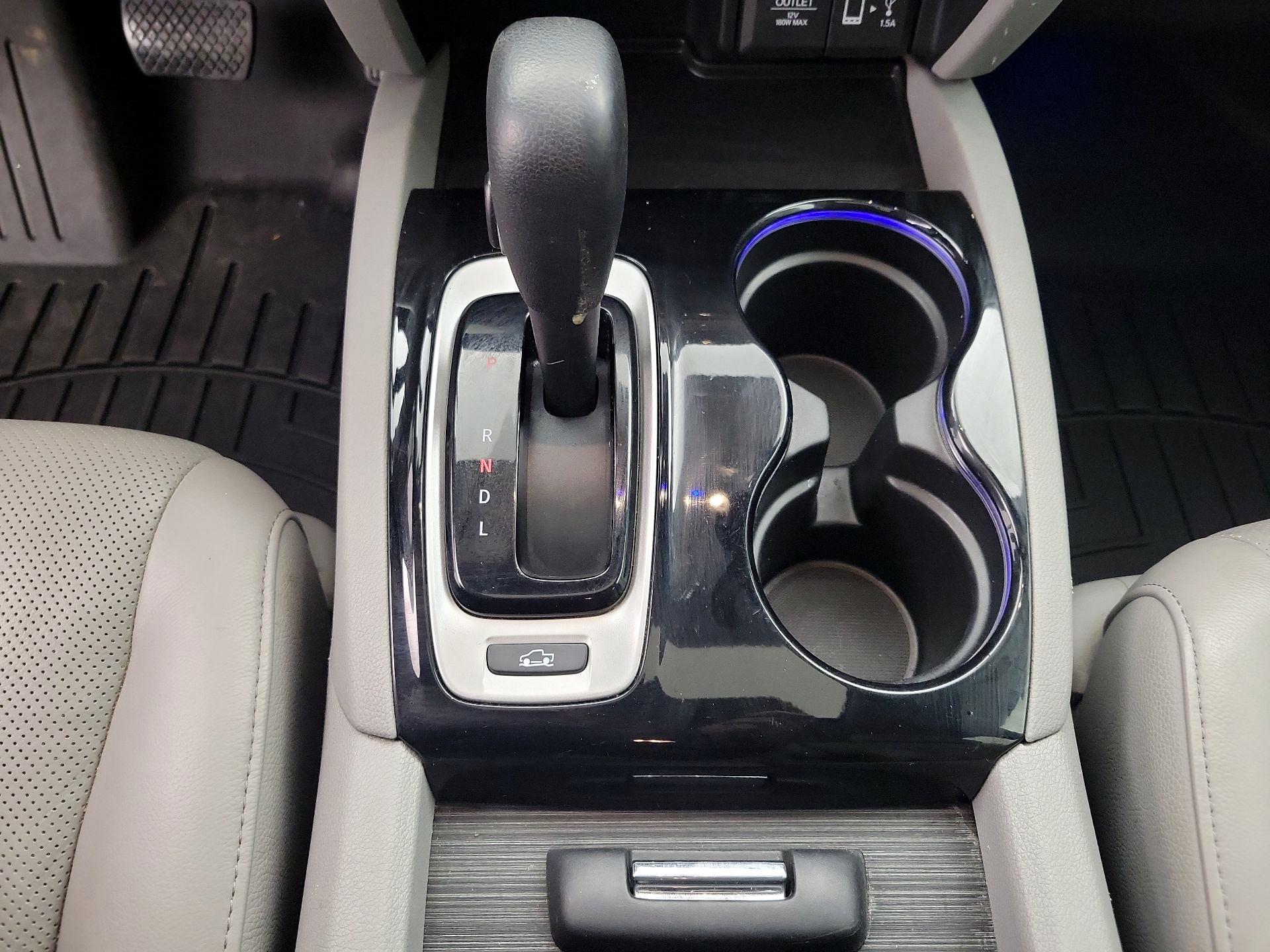 Thumbnail: 2019 Honda Ridgeline - 17