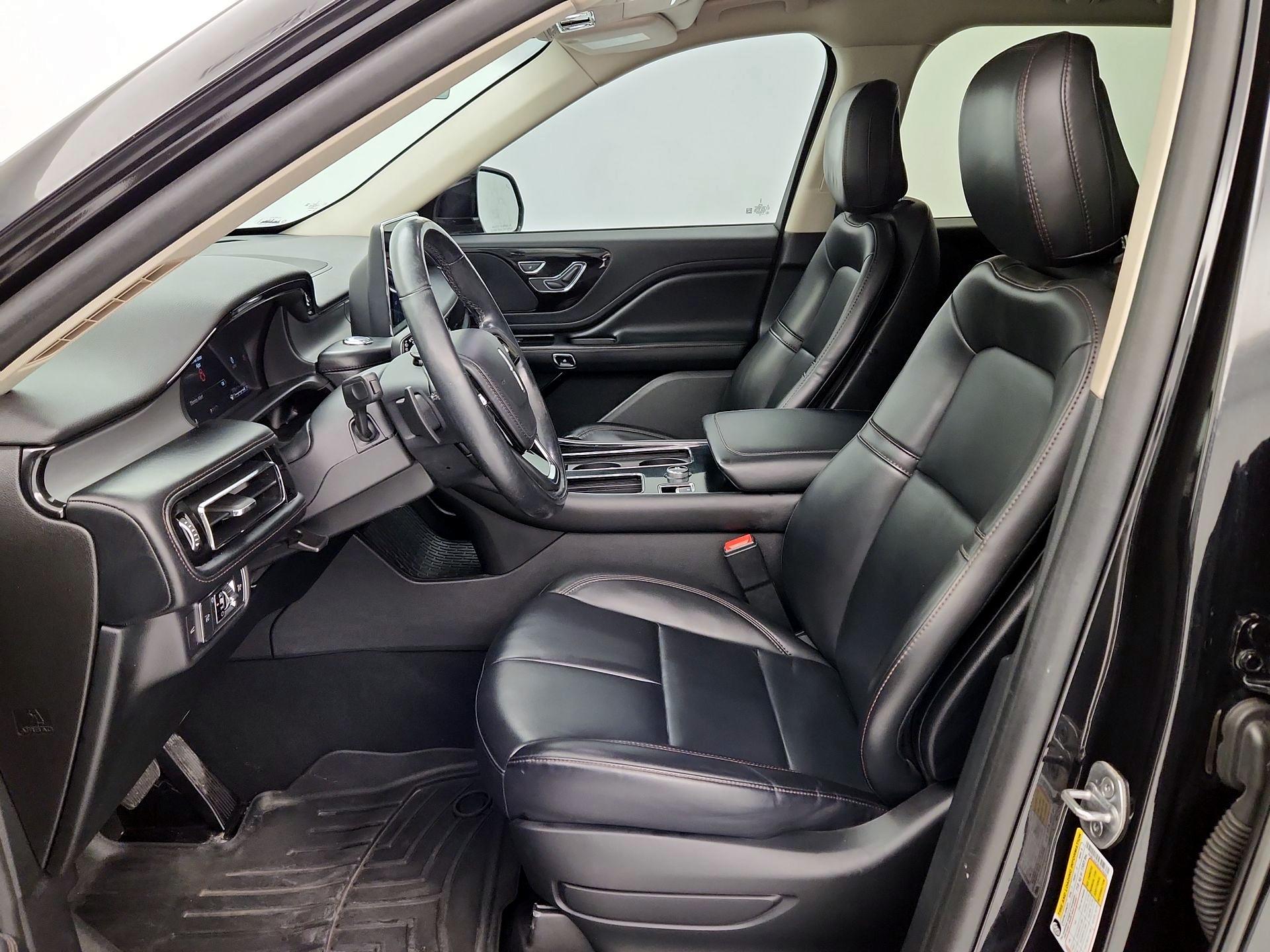 Thumbnail: 2020 Lincoln Aviator - 11