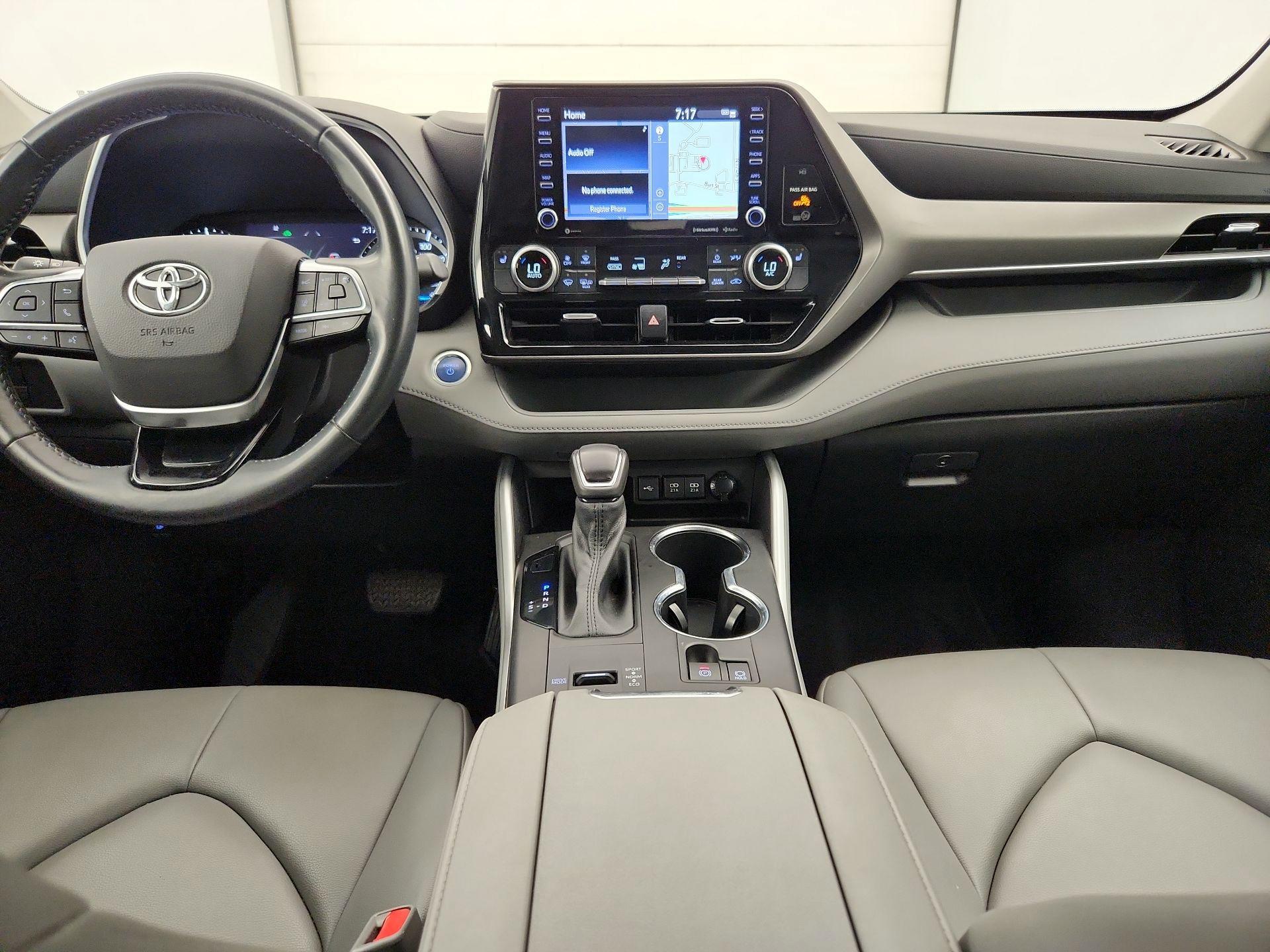 Thumbnail: 2021 Toyota Highlander - 9