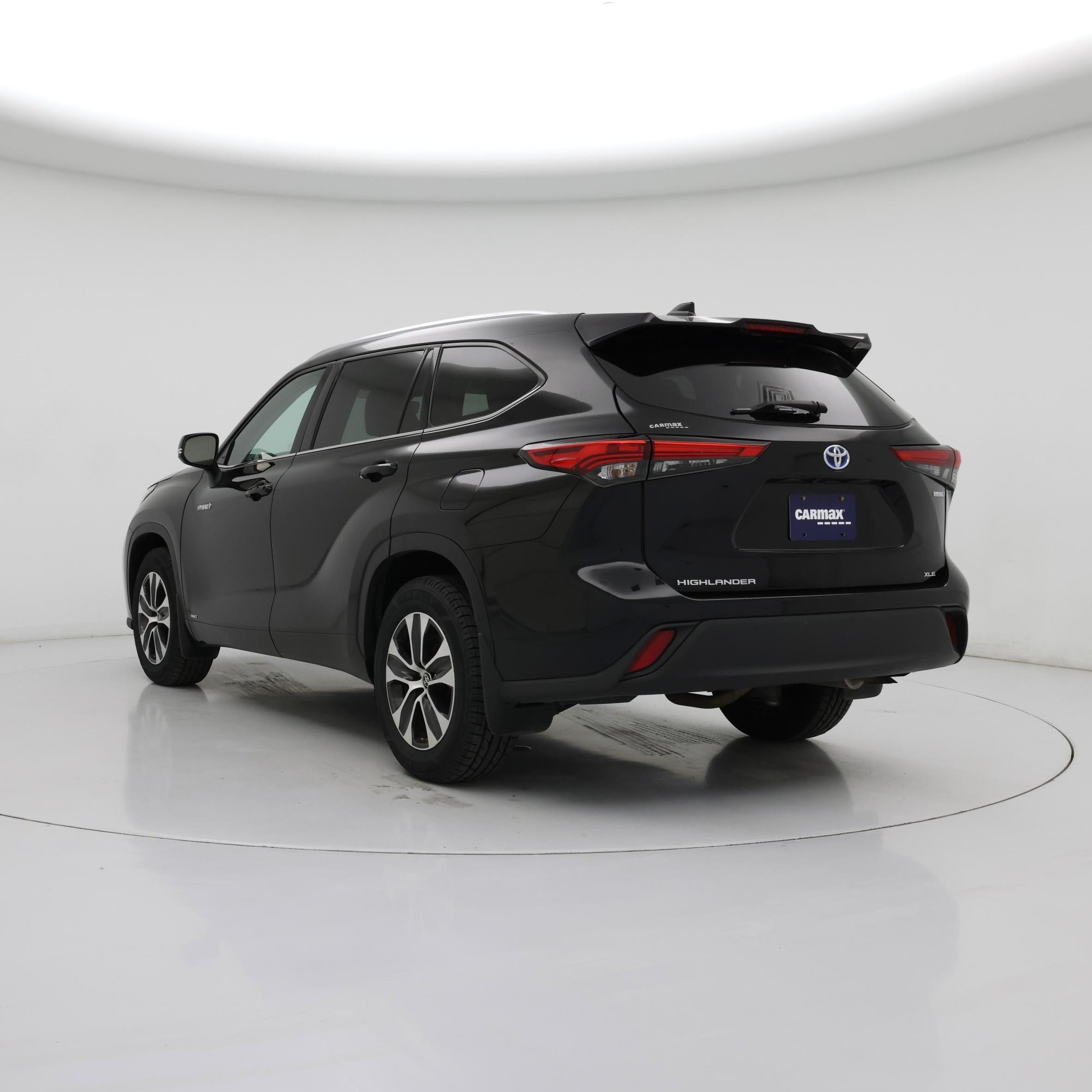 Thumbnail: 2021 Toyota Highlander - 2
