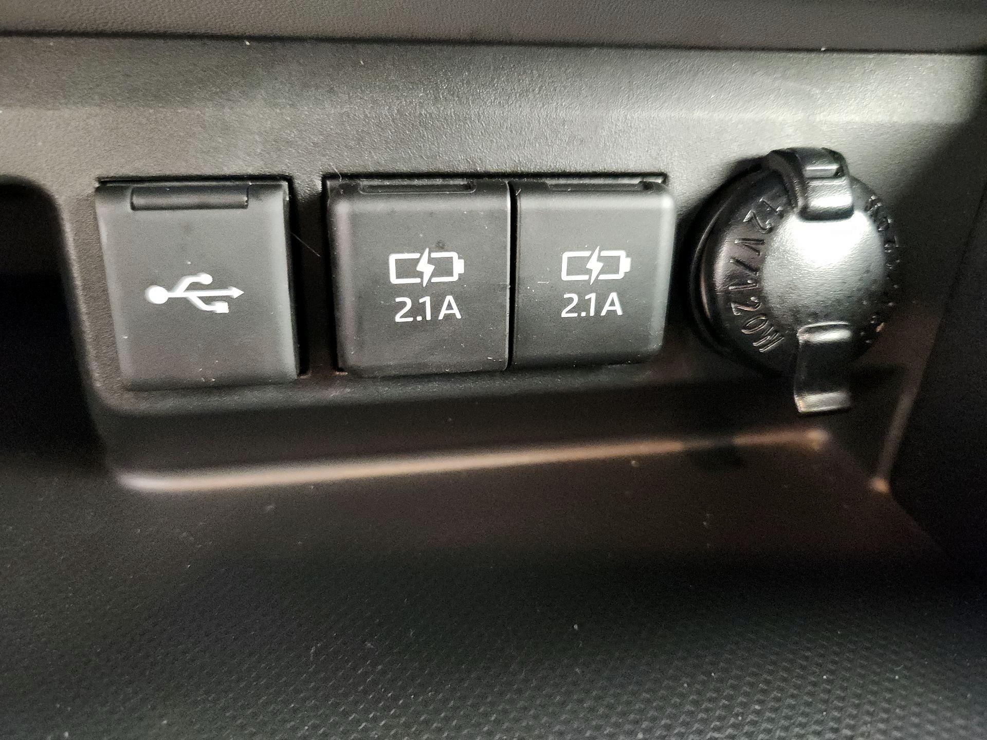 Thumbnail: 2021 Toyota Highlander - 19