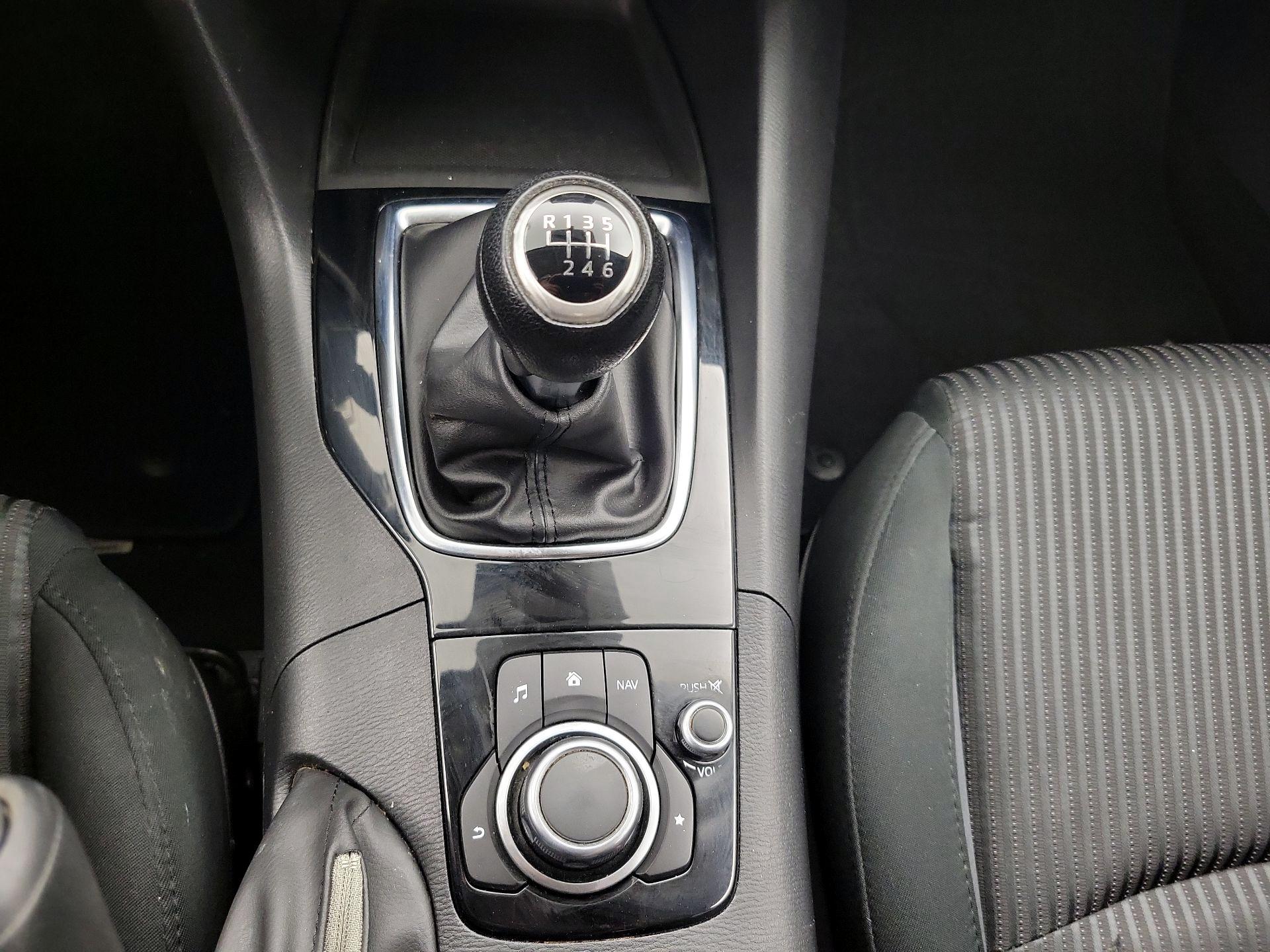 Thumbnail: 2016 Mazda Mazda3 - 17