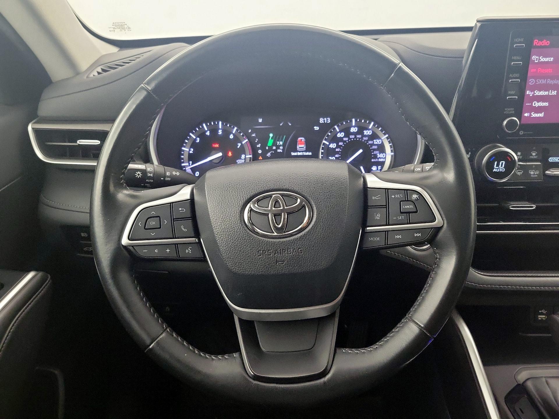 Thumbnail: 2022 Toyota Highlander - 10