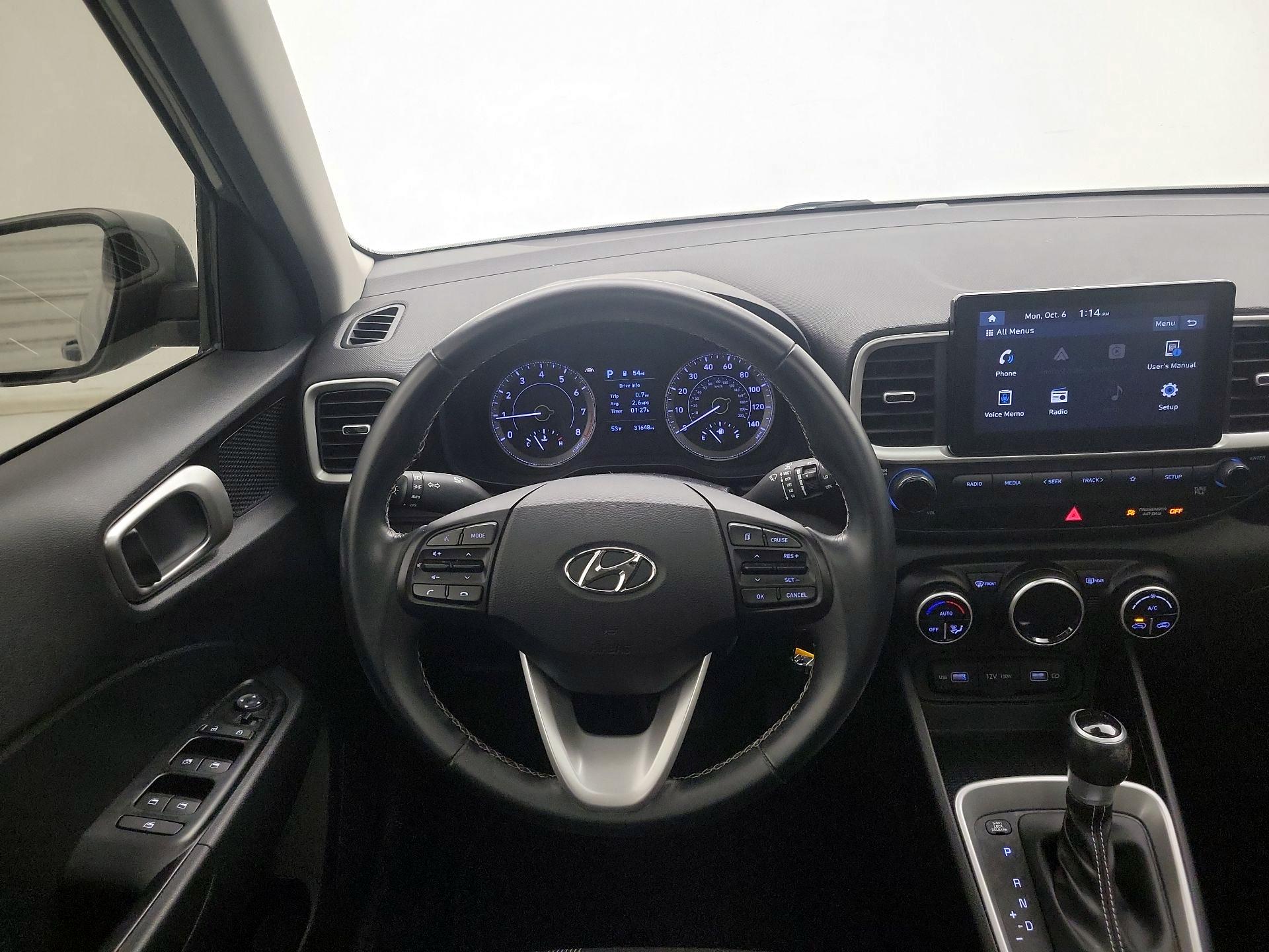 Thumbnail: 2022 Hyundai Venue - 10