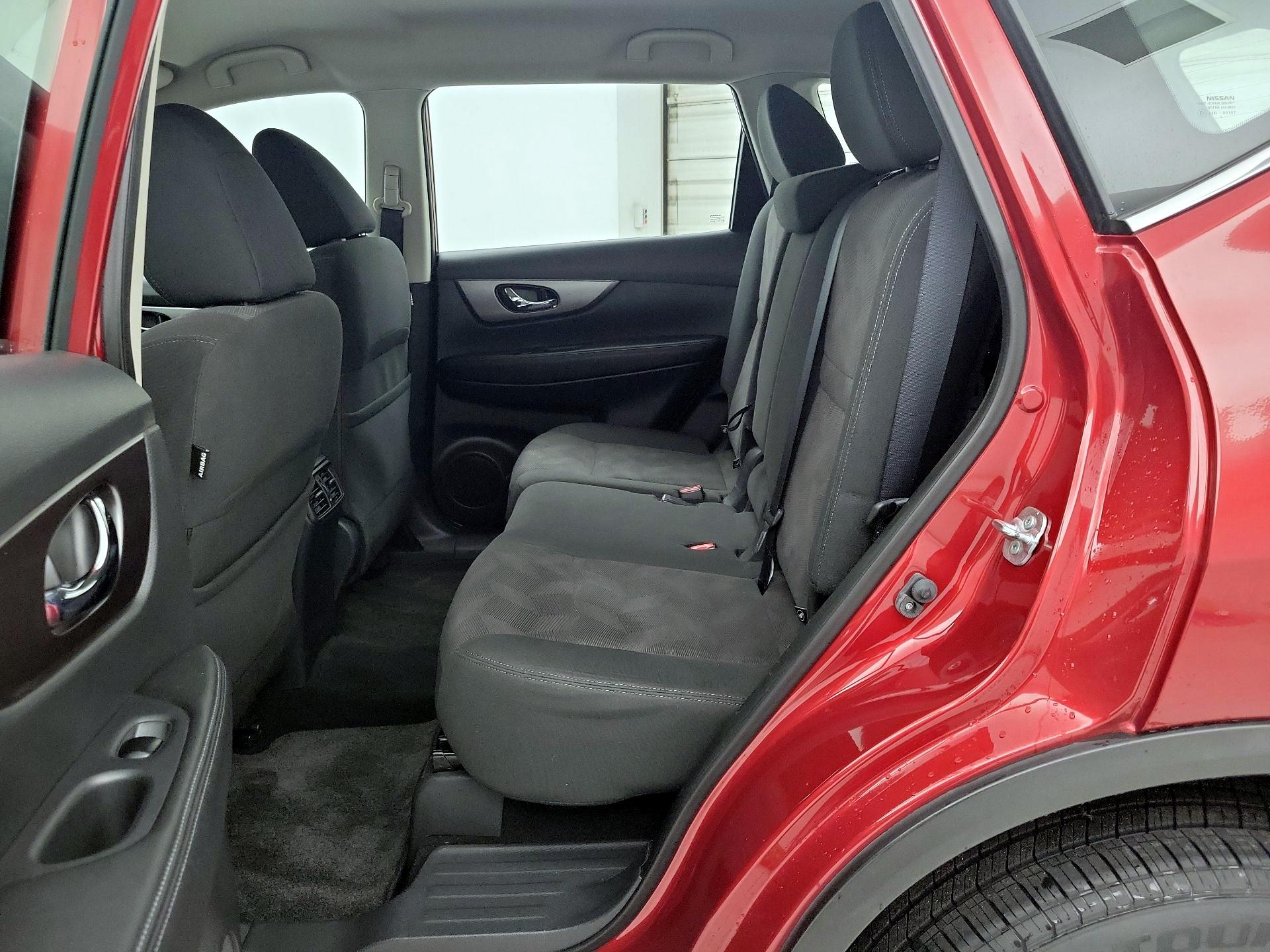 Thumbnail: 2016 Nissan Rogue - 19