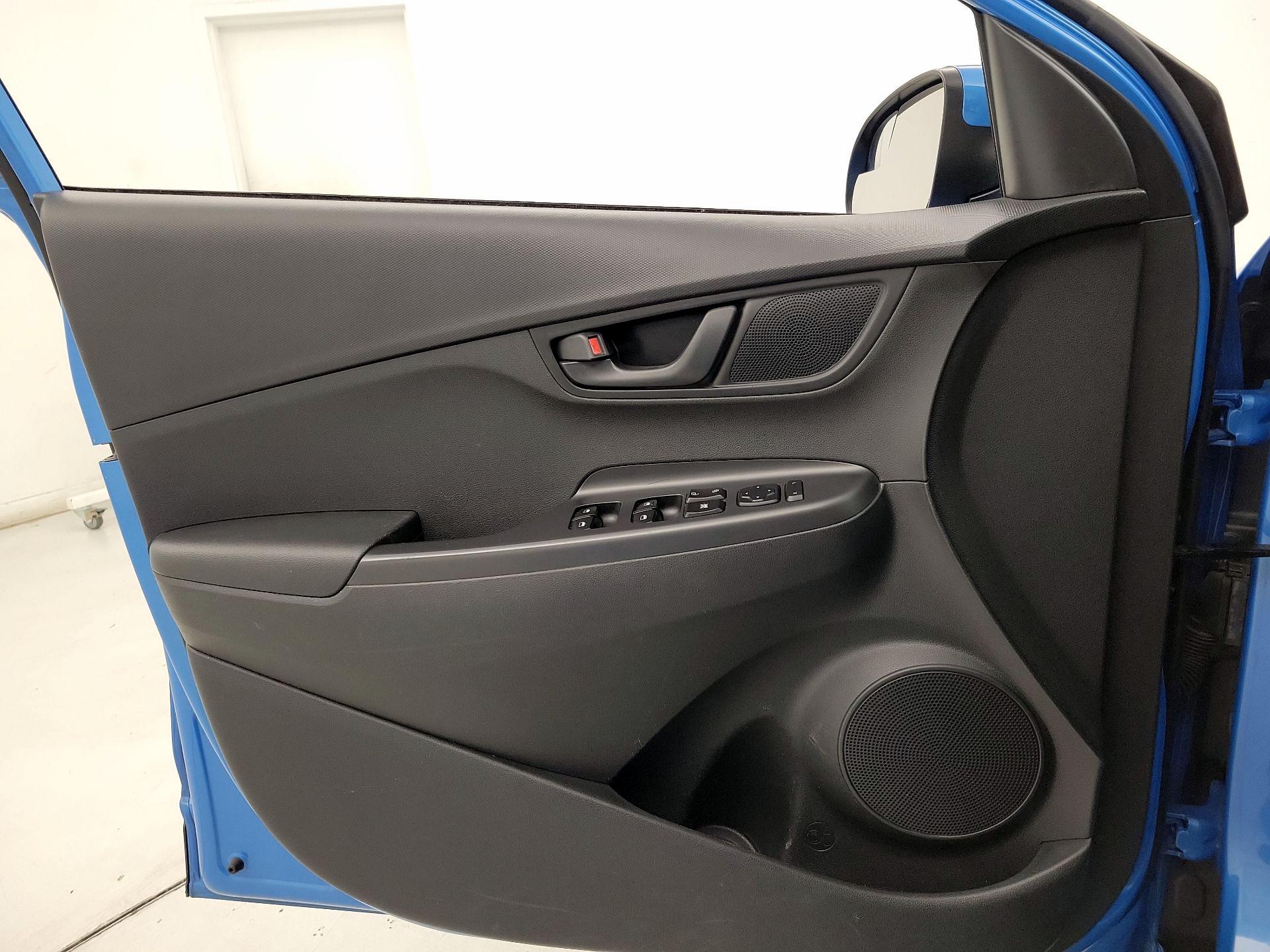 Thumbnail: 2019 Hyundai Kona - 12