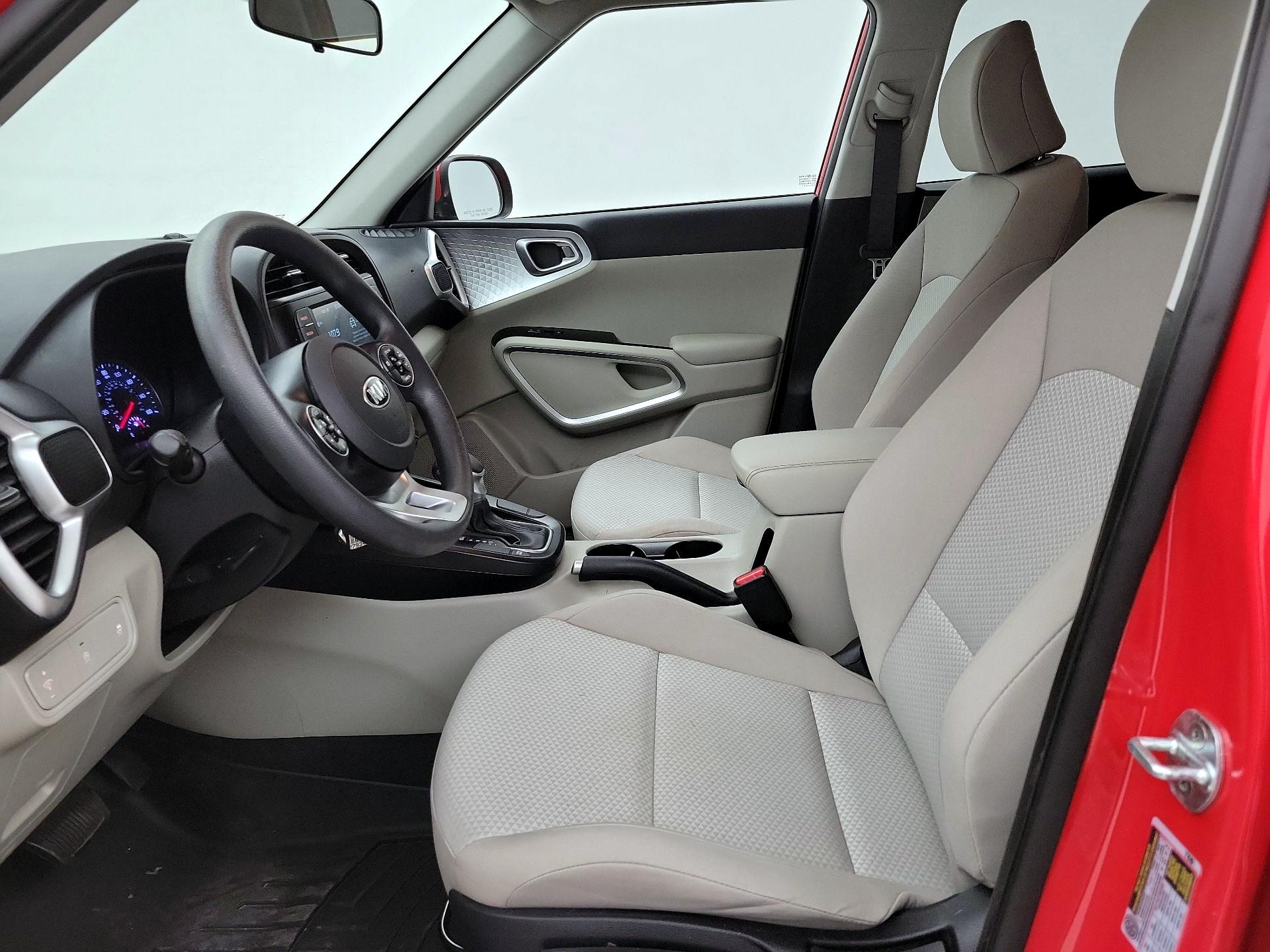 Thumbnail: 2020 Kia Soul - 11