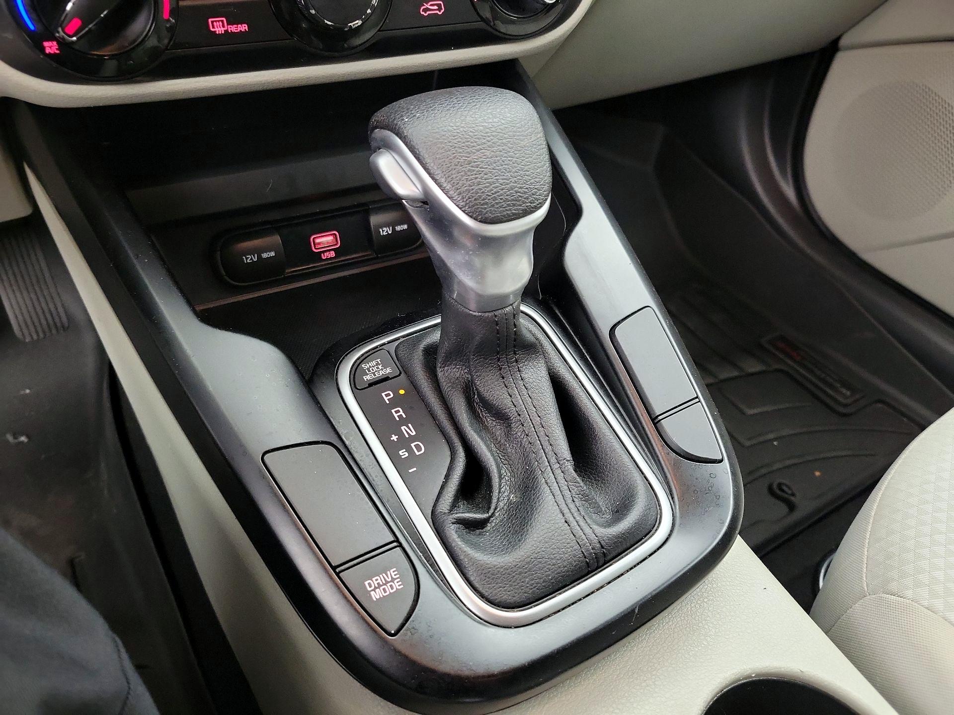 Thumbnail: 2020 Kia Soul - 17