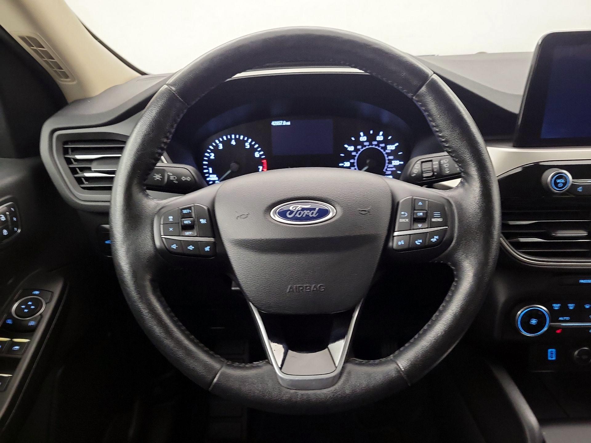 Thumbnail: 2020 Ford Escape - 10