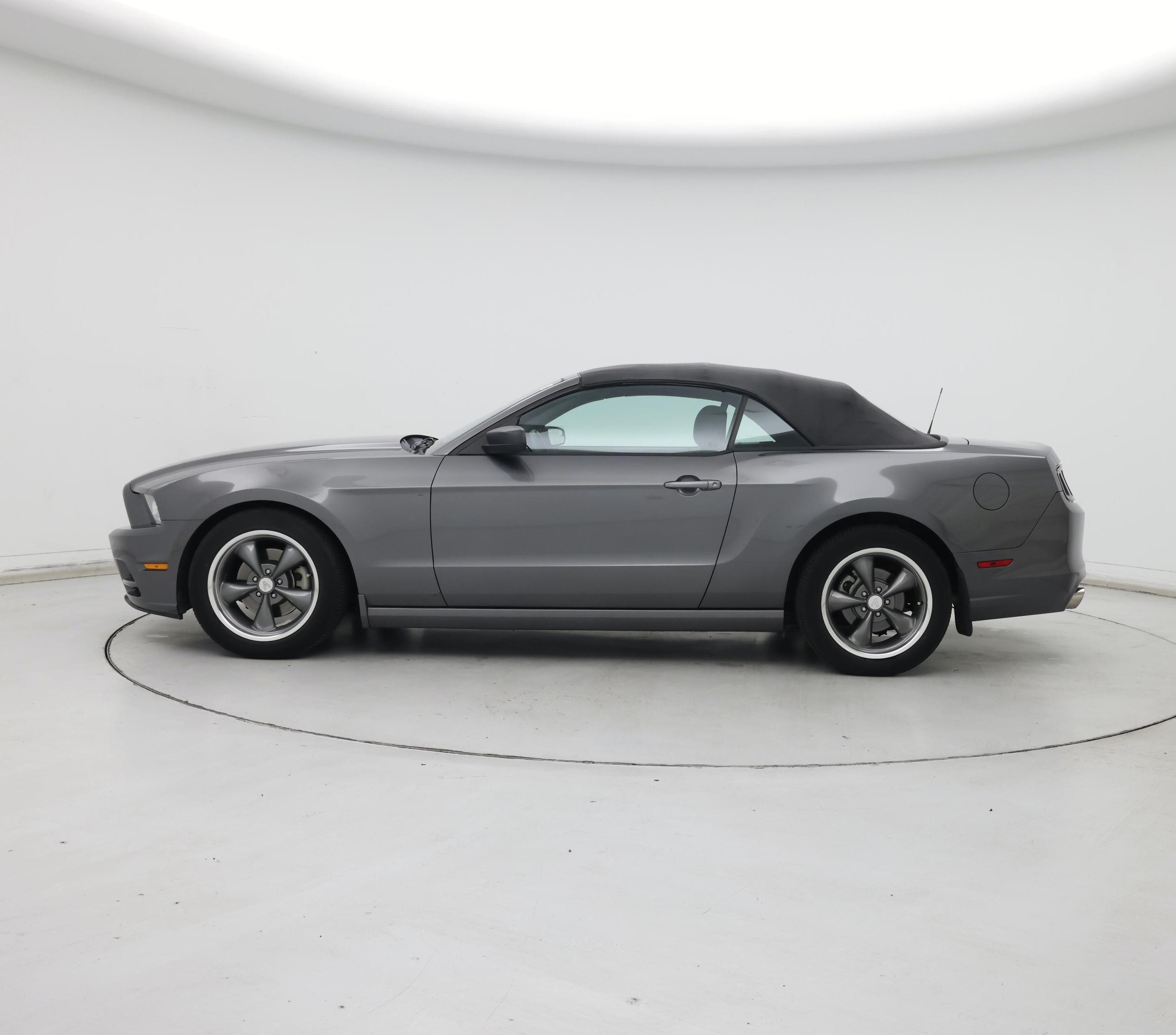 Thumbnail: 2014 Ford Mustang - 3