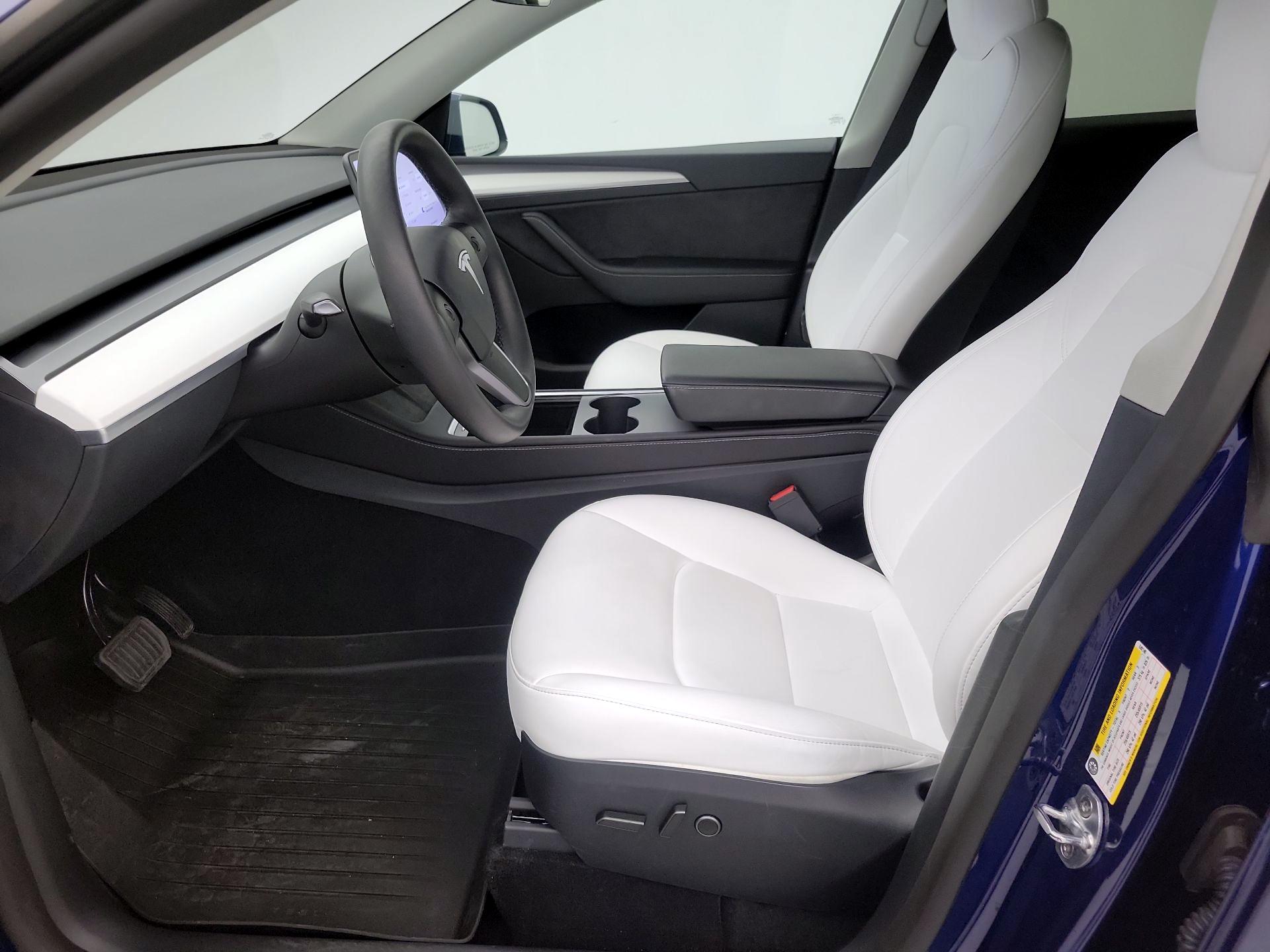 Thumbnail: 2025 Tesla Model Y - 11