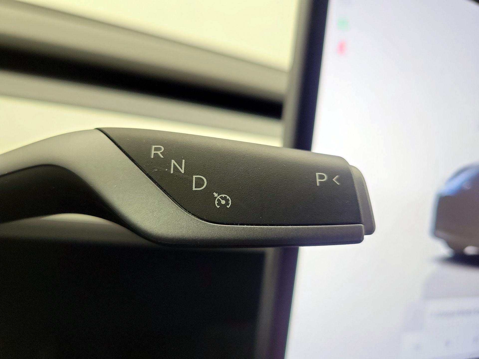 Thumbnail: 2025 Tesla Model Y - 17