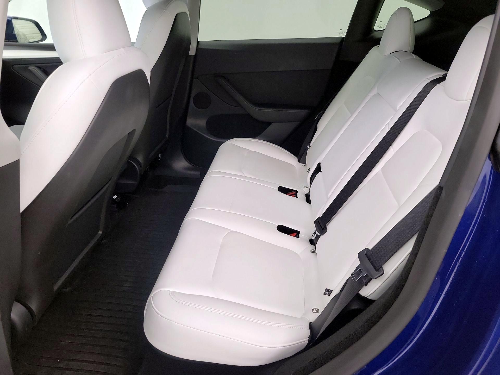 Thumbnail: 2025 Tesla Model Y - 19