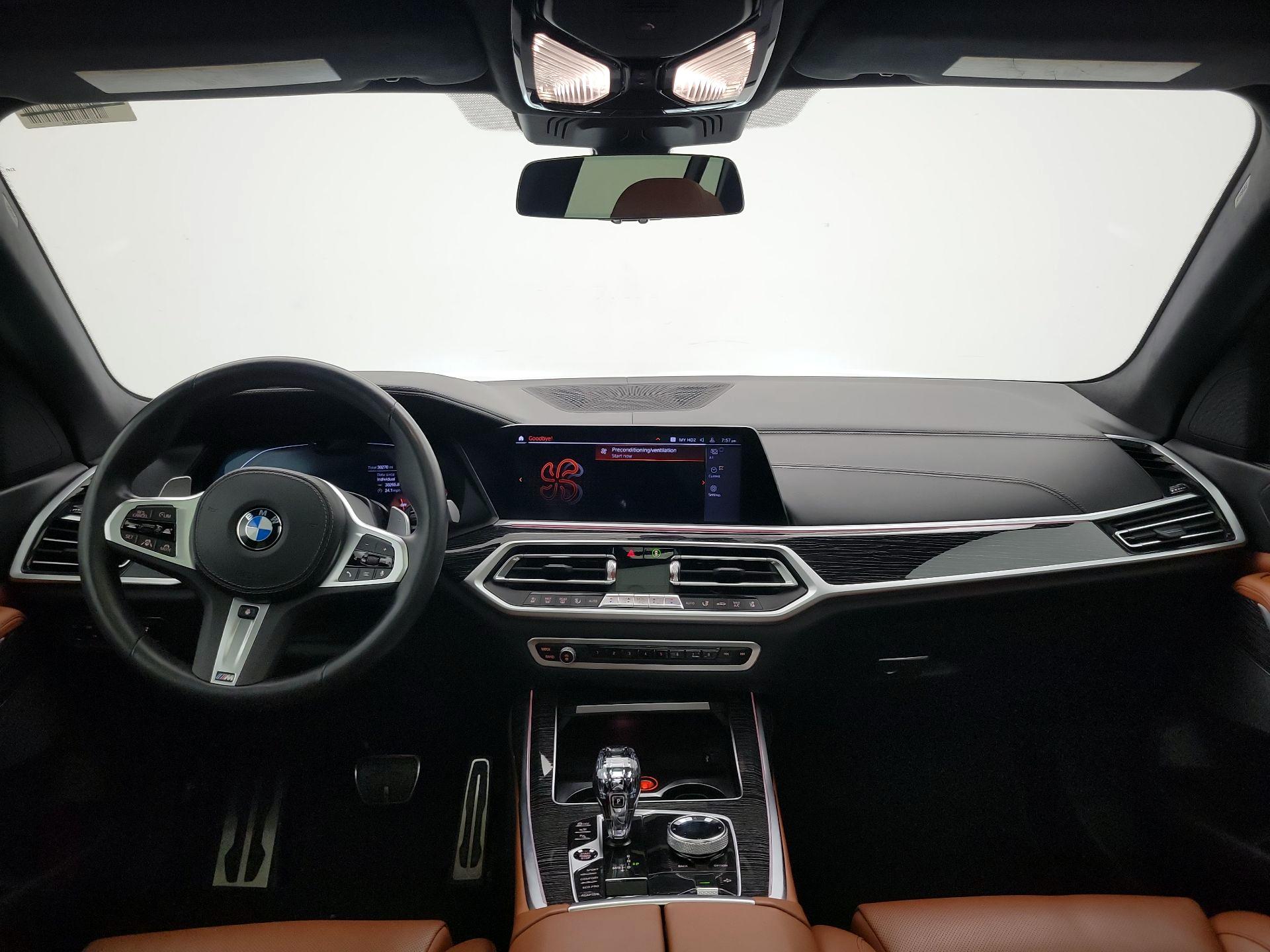 Thumbnail: 2022 BMW X7 - 9
