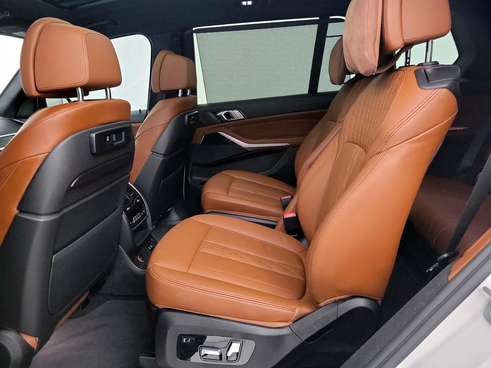 Thumbnail: 2022 BMW X7 - 19