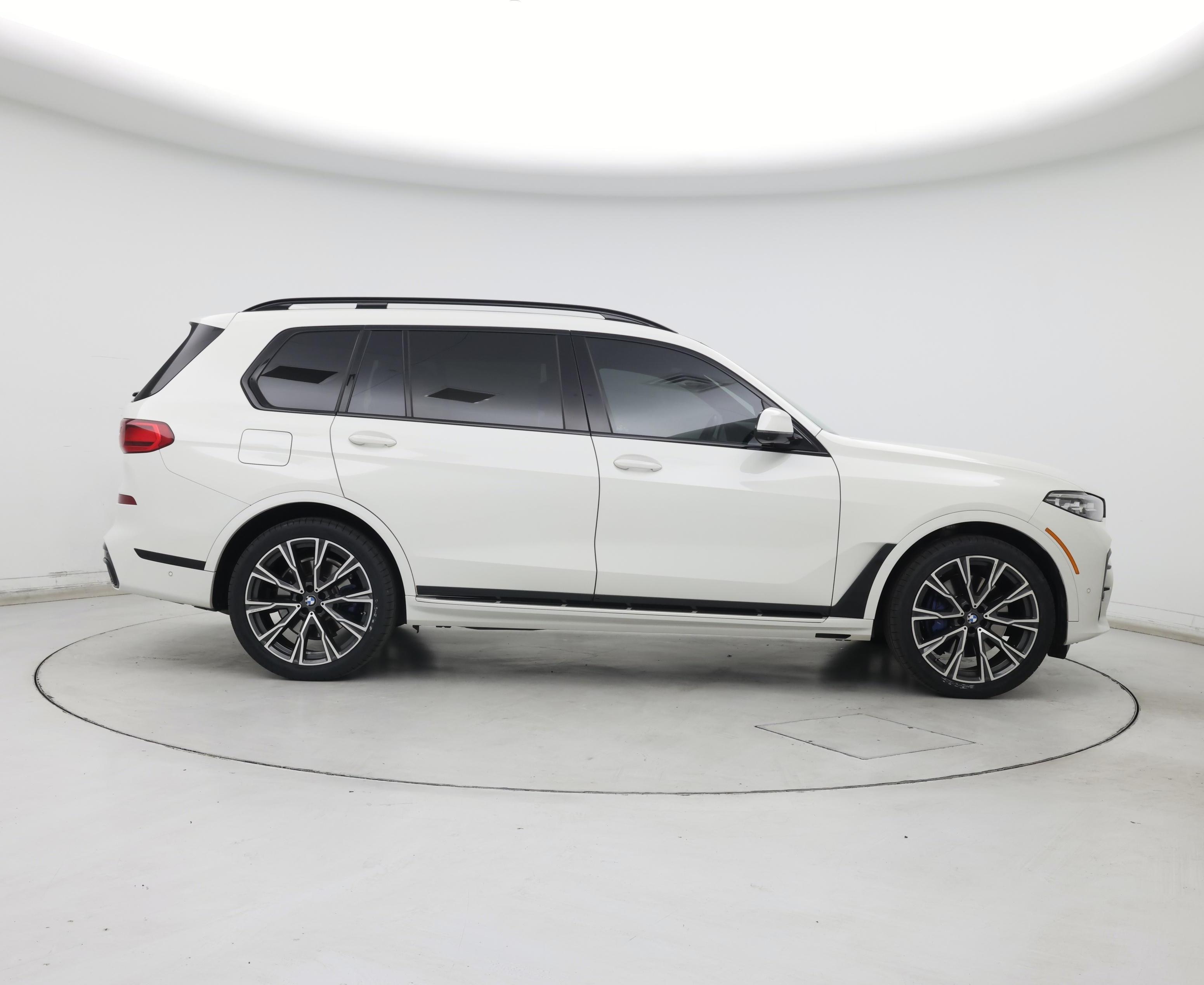 Thumbnail: 2022 BMW X7 - 7