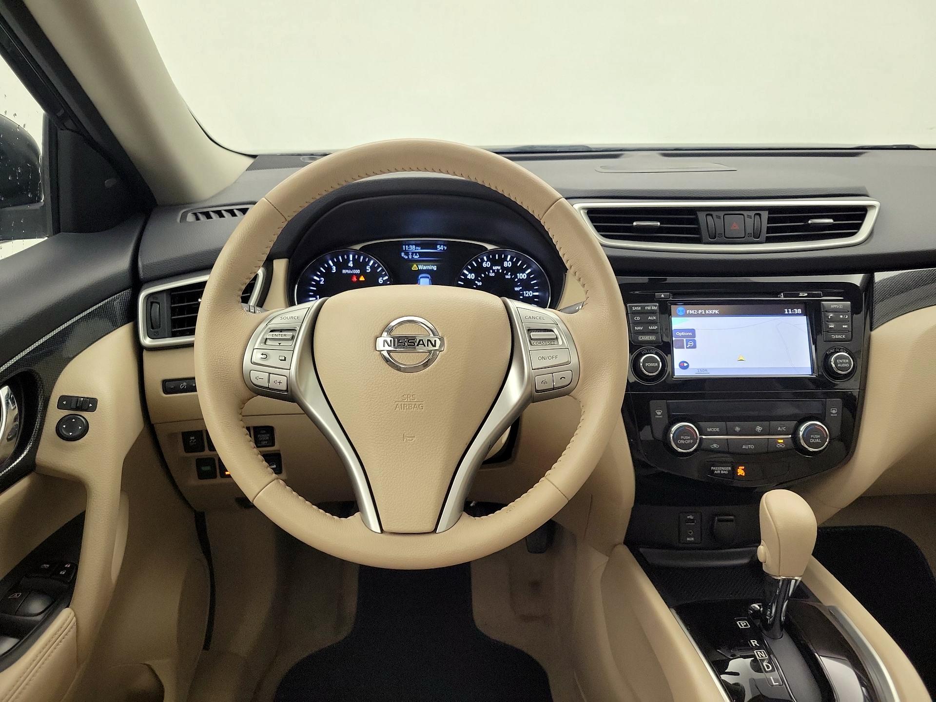 Thumbnail: 2015 Nissan Rogue - 10