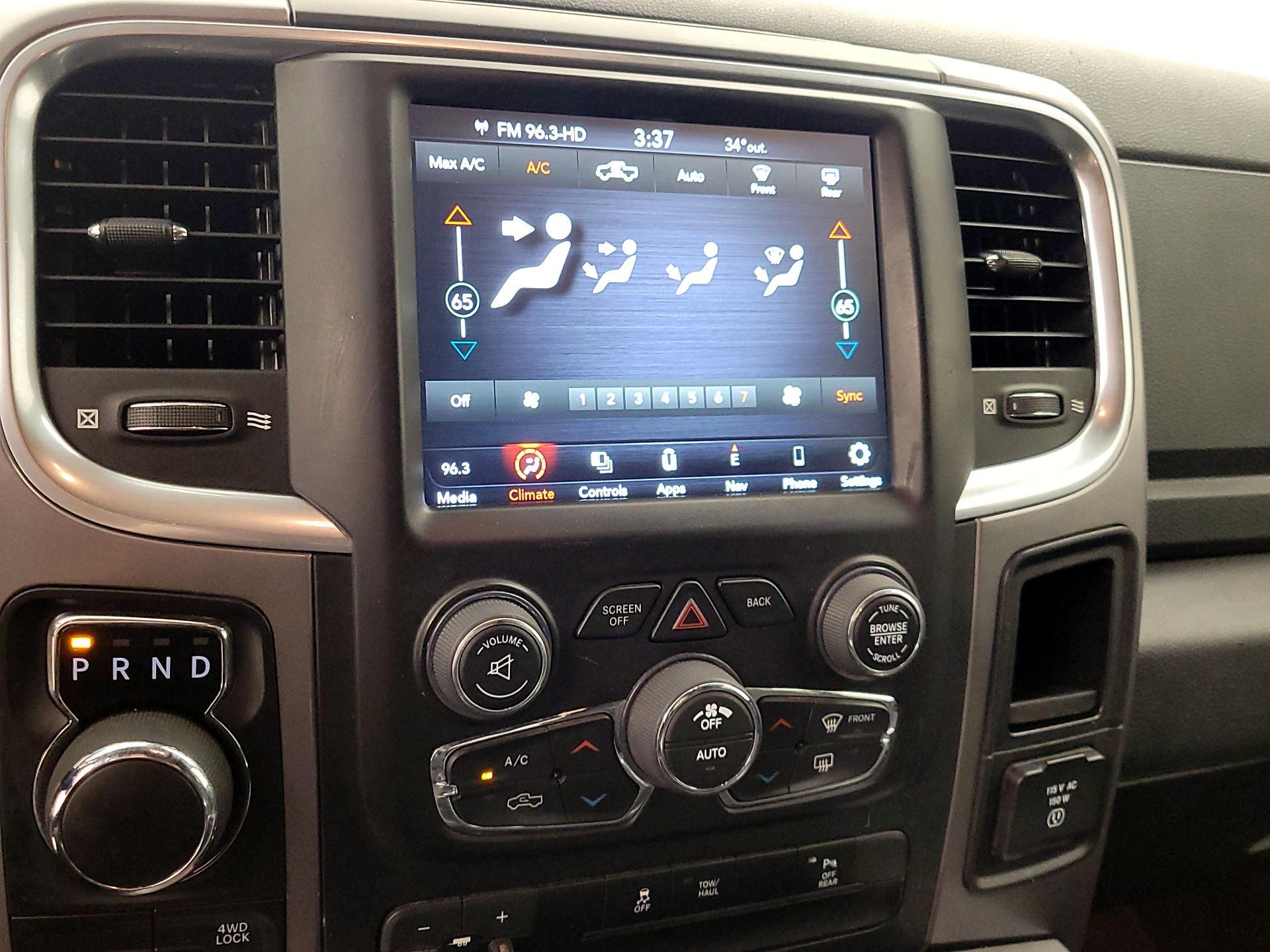 Thumbnail: 2023 RAM 1500 Classic - 17