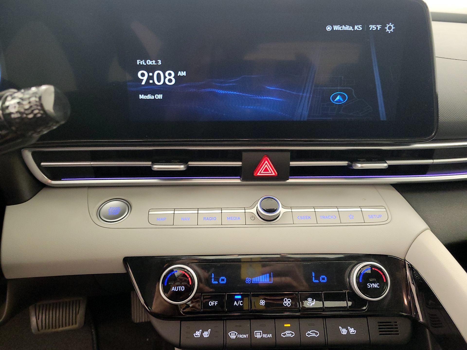 Thumbnail: 2023 Hyundai Elantra - 16