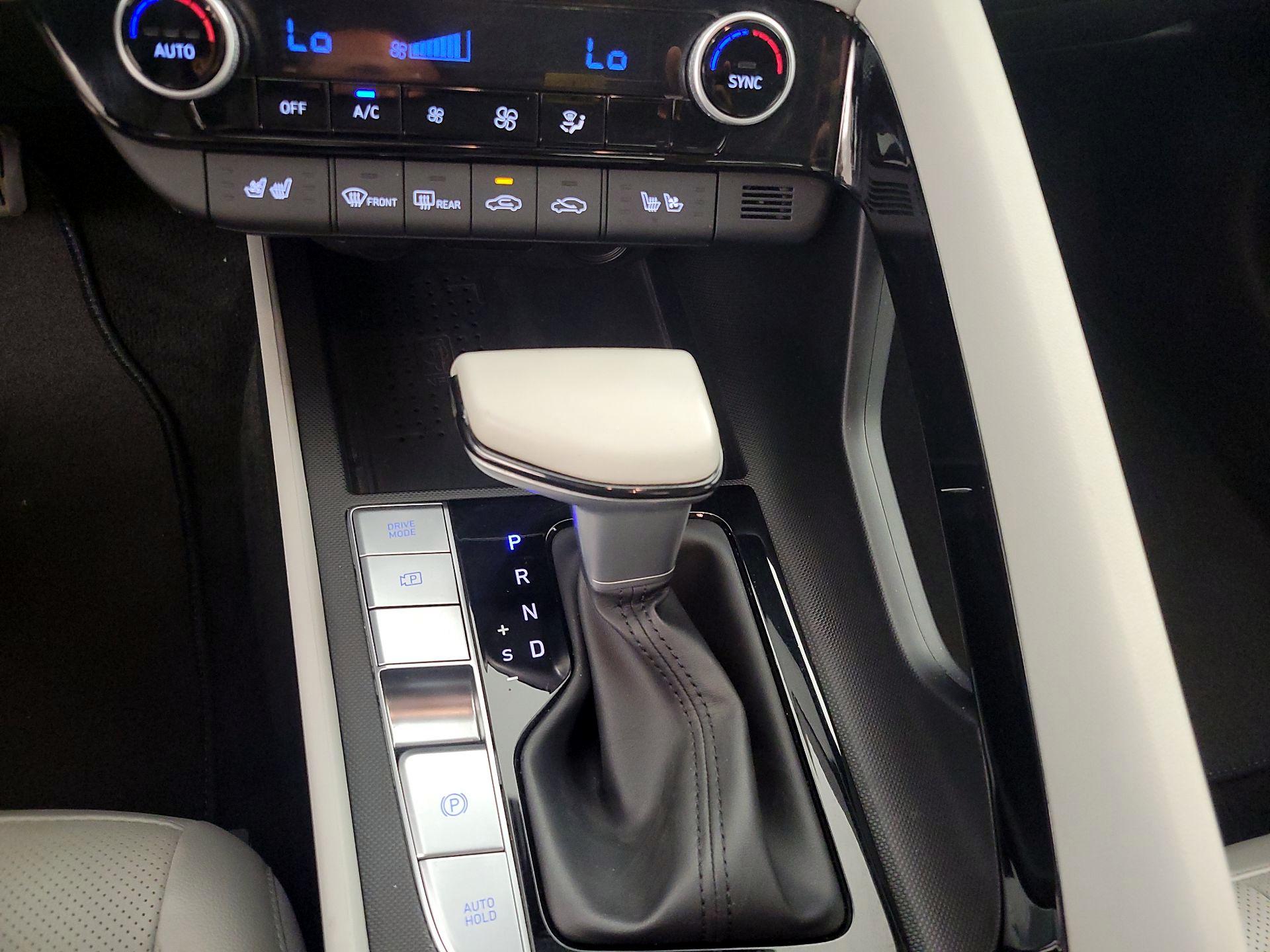 Thumbnail: 2023 Hyundai Elantra - 18