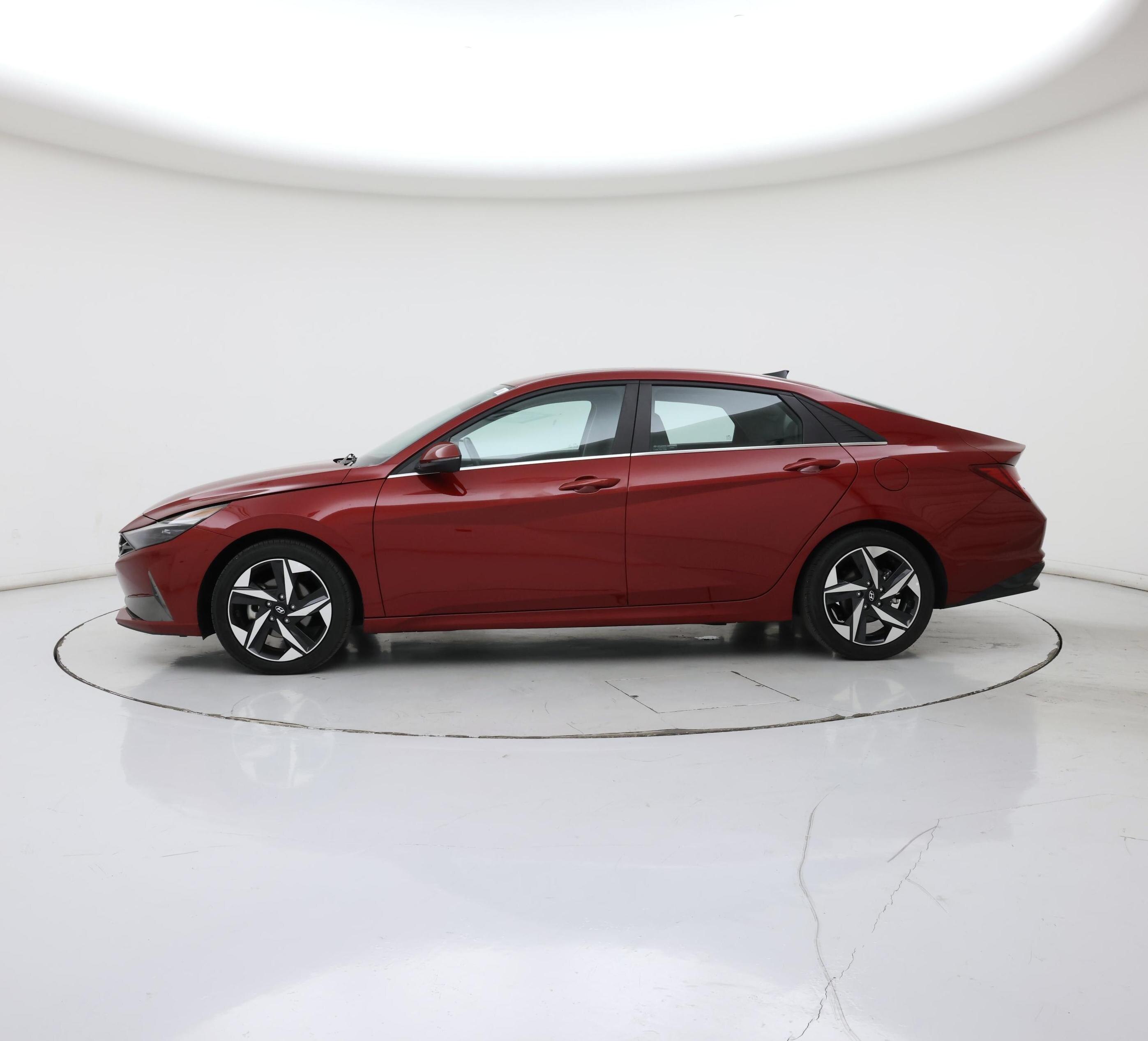 Thumbnail: 2023 Hyundai Elantra - 3