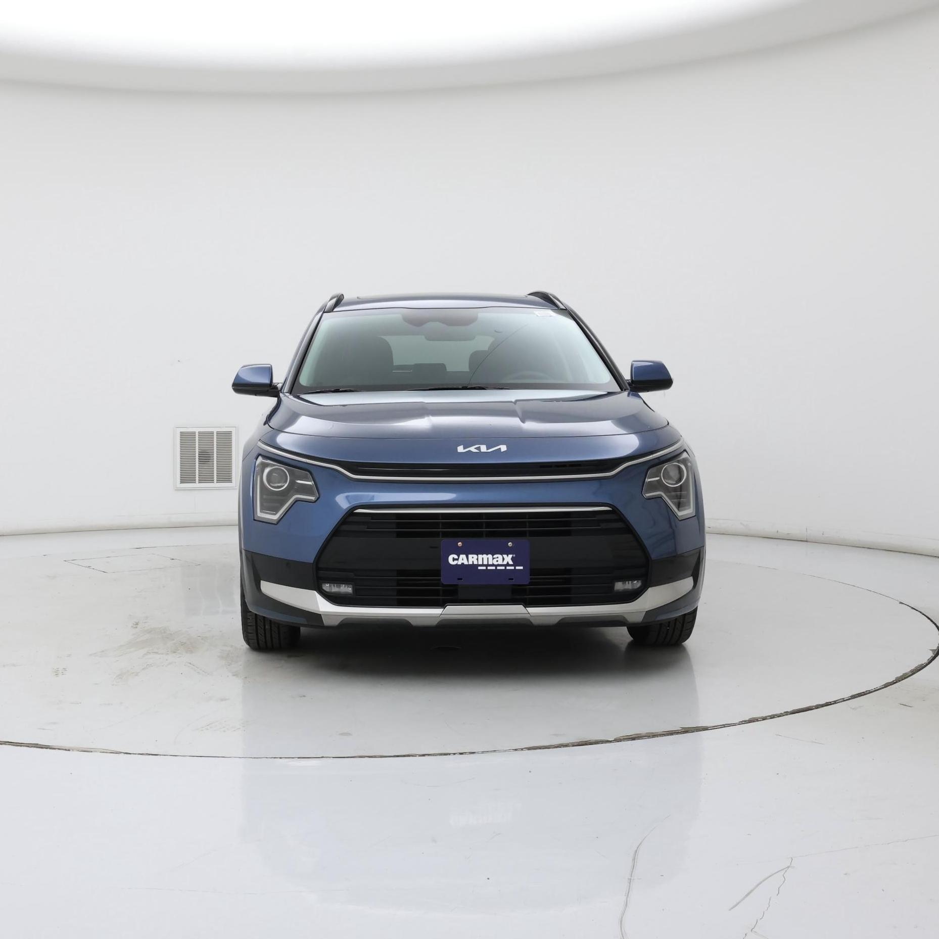 Thumbnail: 2023 Kia Niro - 5