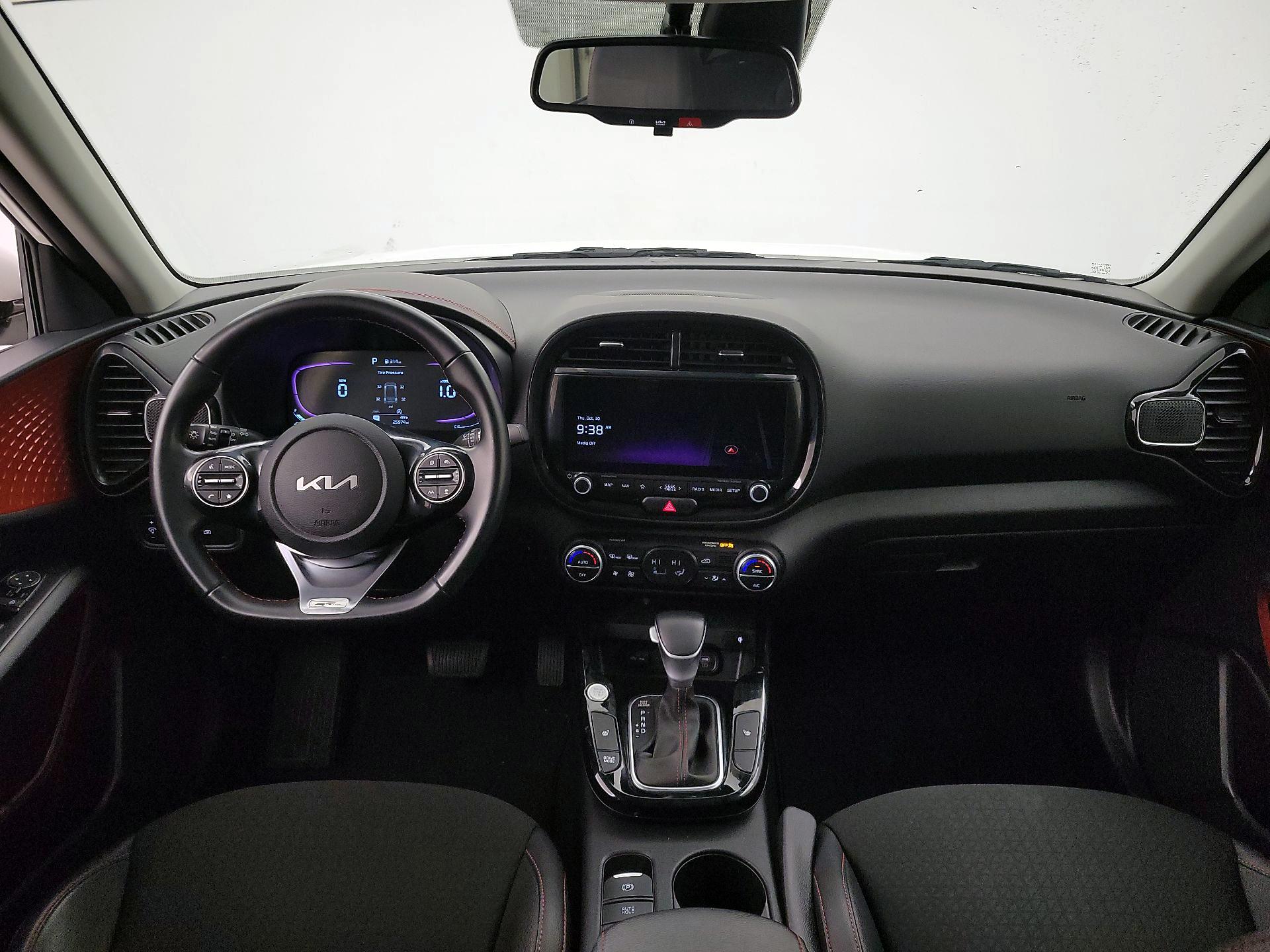 Thumbnail: 2023 Kia Soul - 9