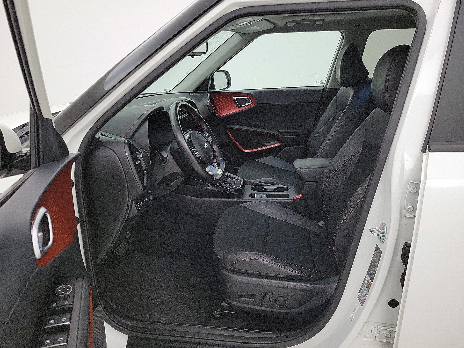 Thumbnail: 2023 Kia Soul - 11