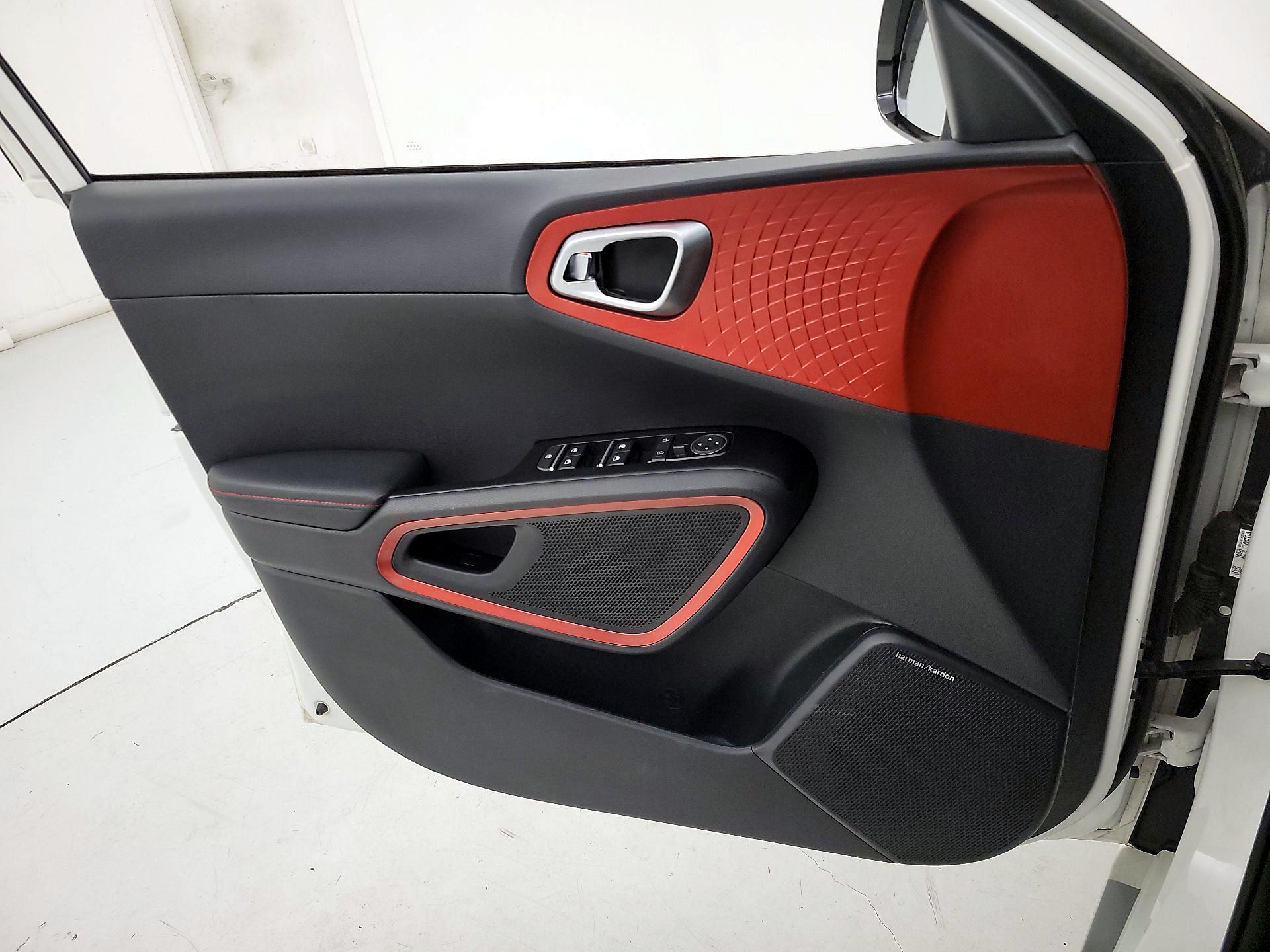 Thumbnail: 2023 Kia Soul - 12