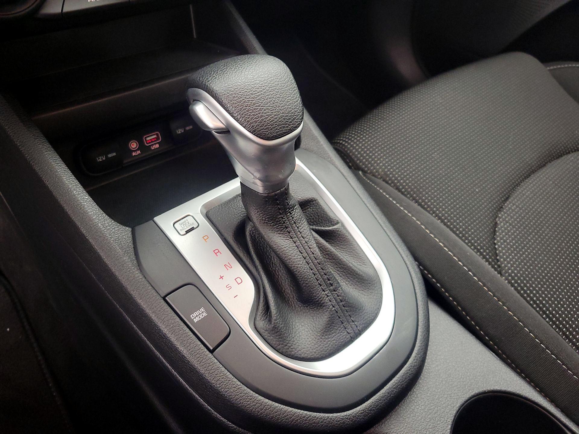 Thumbnail: 2021 Kia Forte - 17