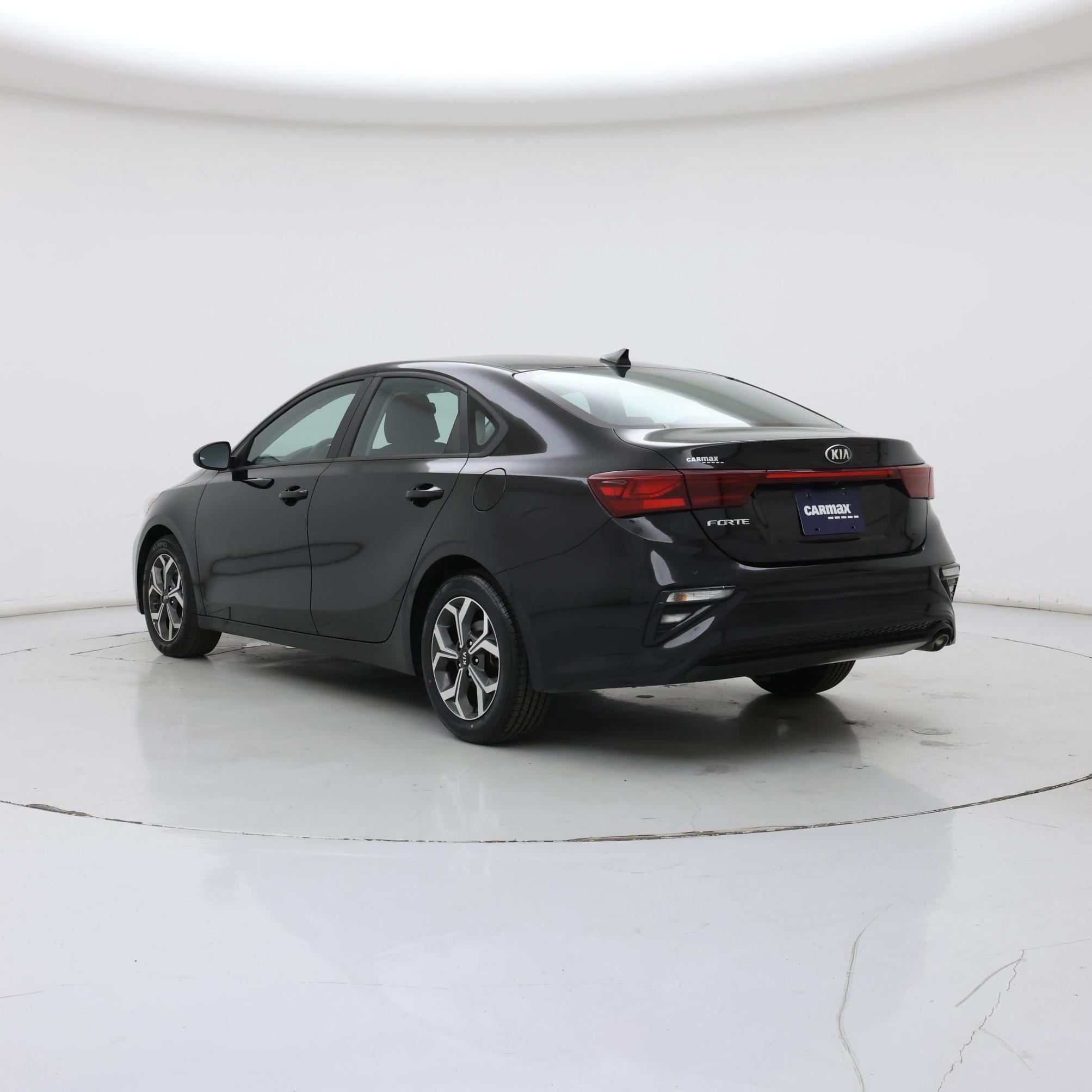 Thumbnail: 2021 Kia Forte - 2
