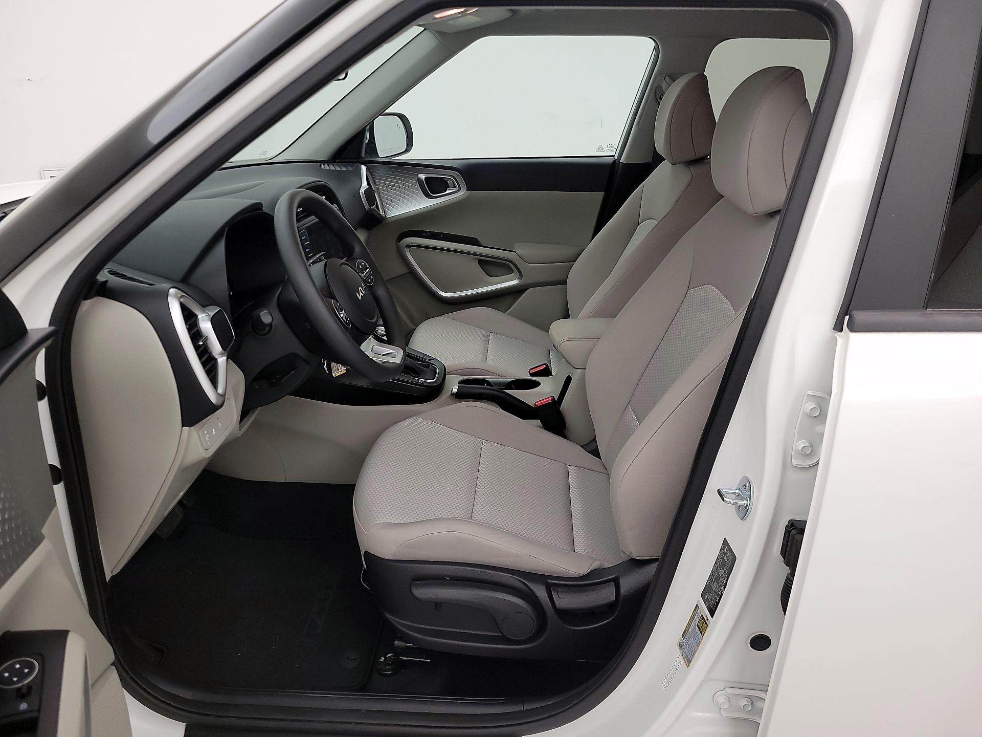 Thumbnail: 2023 Kia Soul - 11