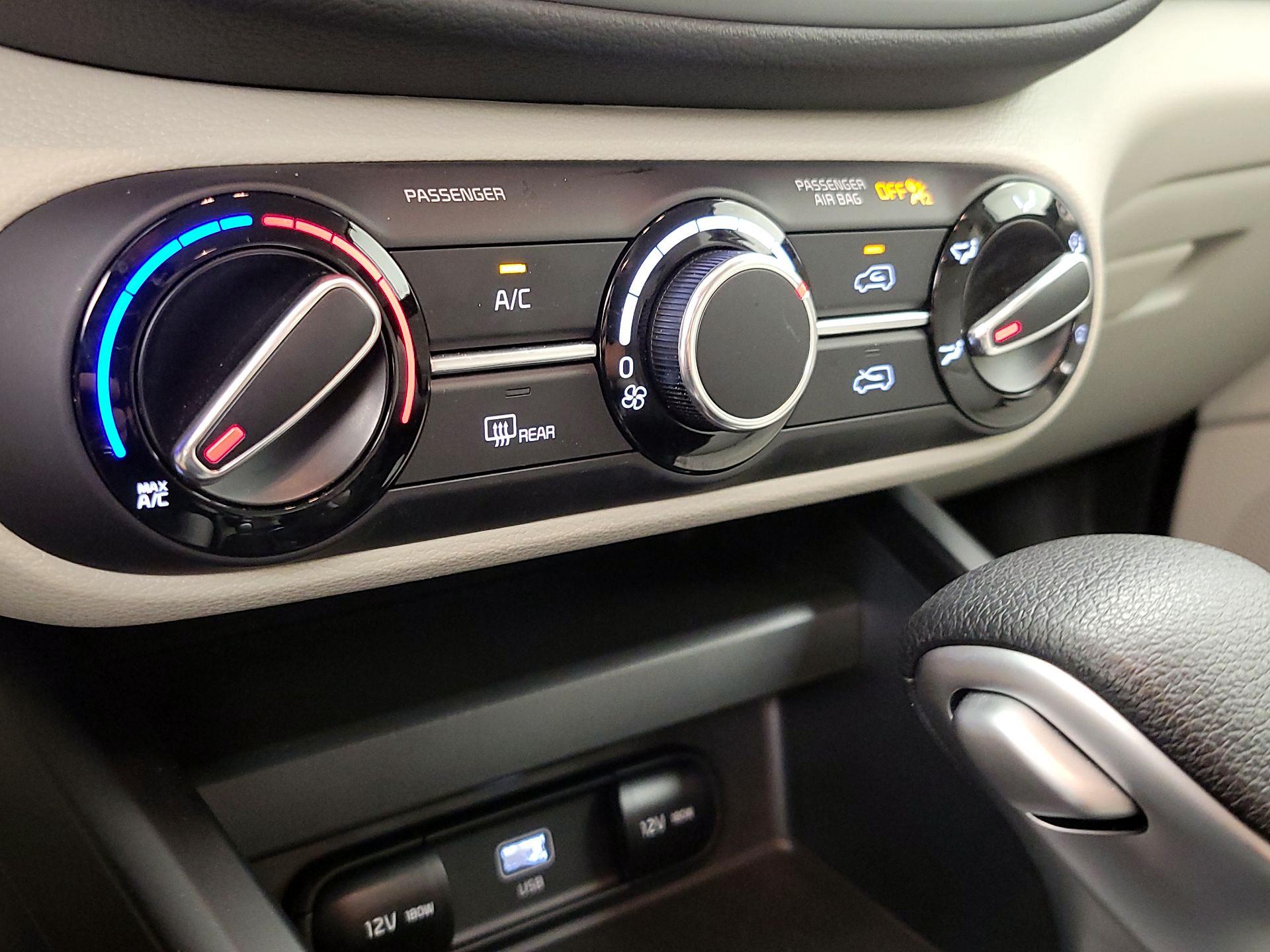 Thumbnail: 2023 Kia Soul - 16