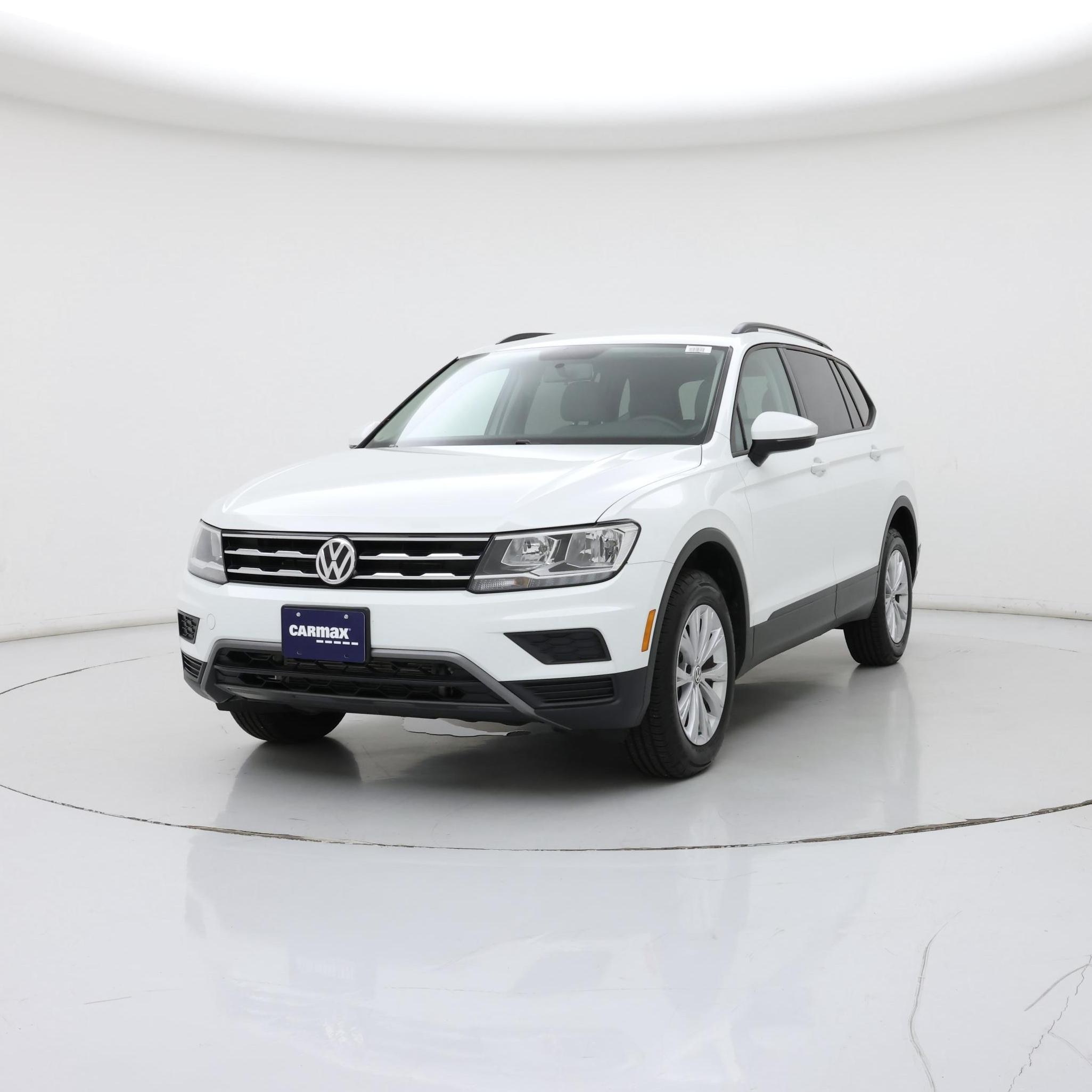 Thumbnail: 2020 Volkswagen Tiguan - 4