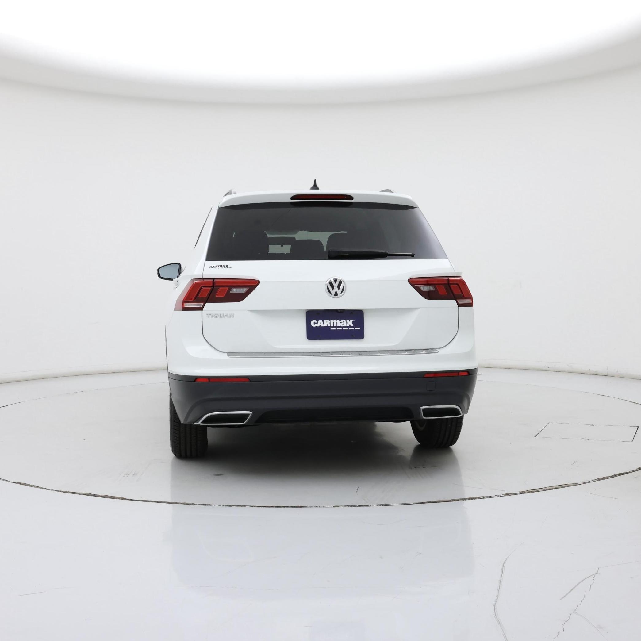 Thumbnail: 2020 Volkswagen Tiguan - 6