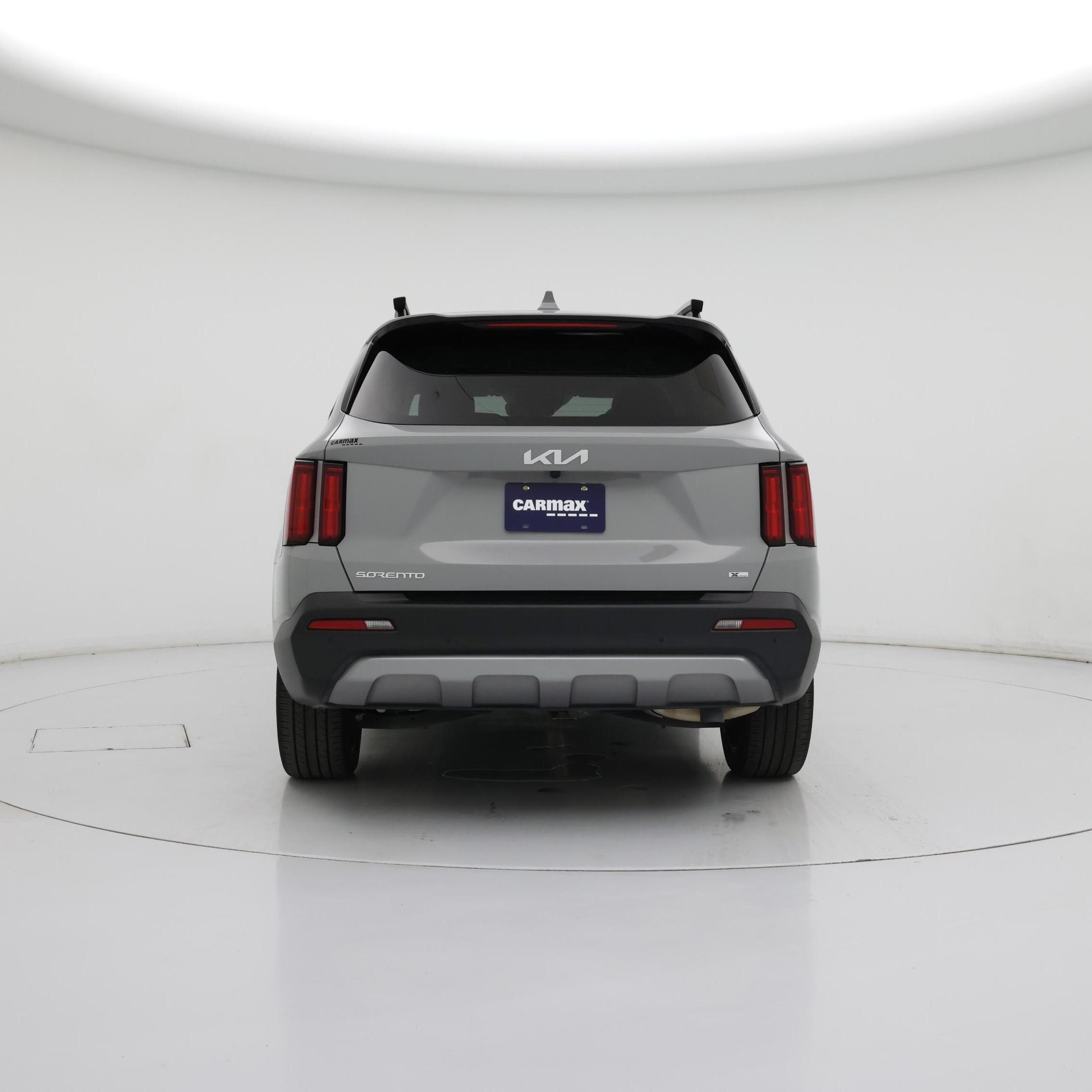 Thumbnail: 2023 Kia Sorento - 6