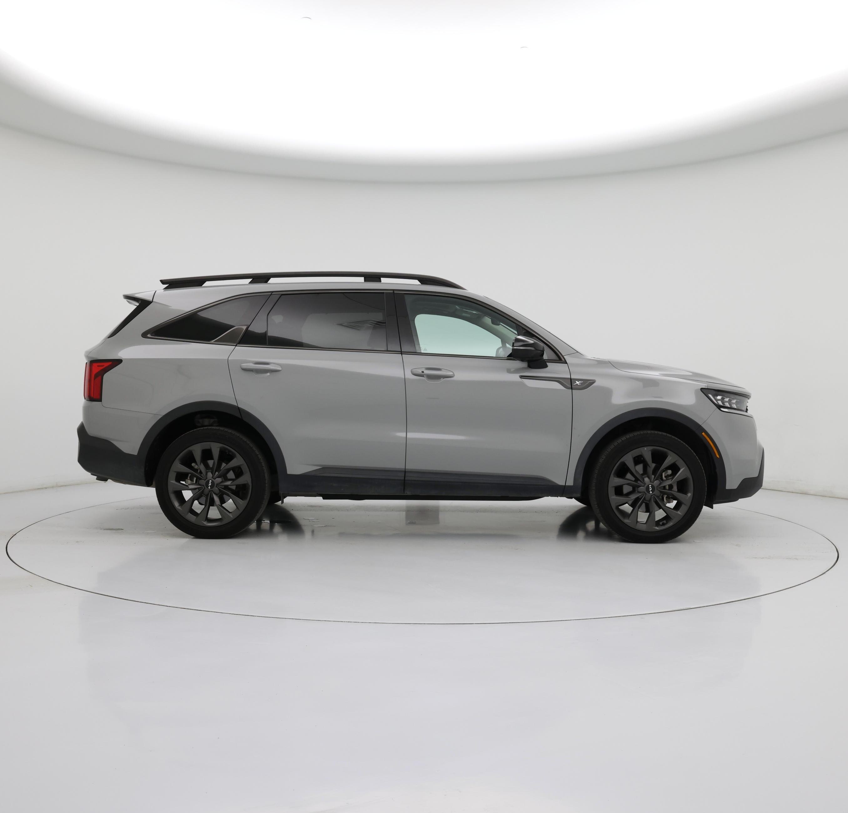 Thumbnail: 2023 Kia Sorento - 7