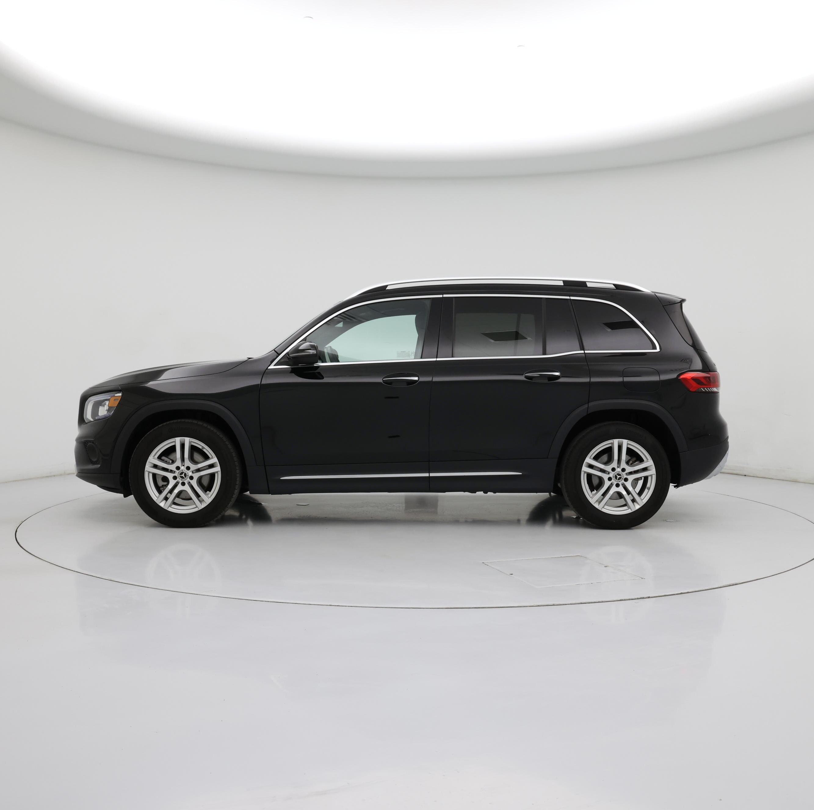 Thumbnail: 2022 Mercedes-Benz GLB - 3