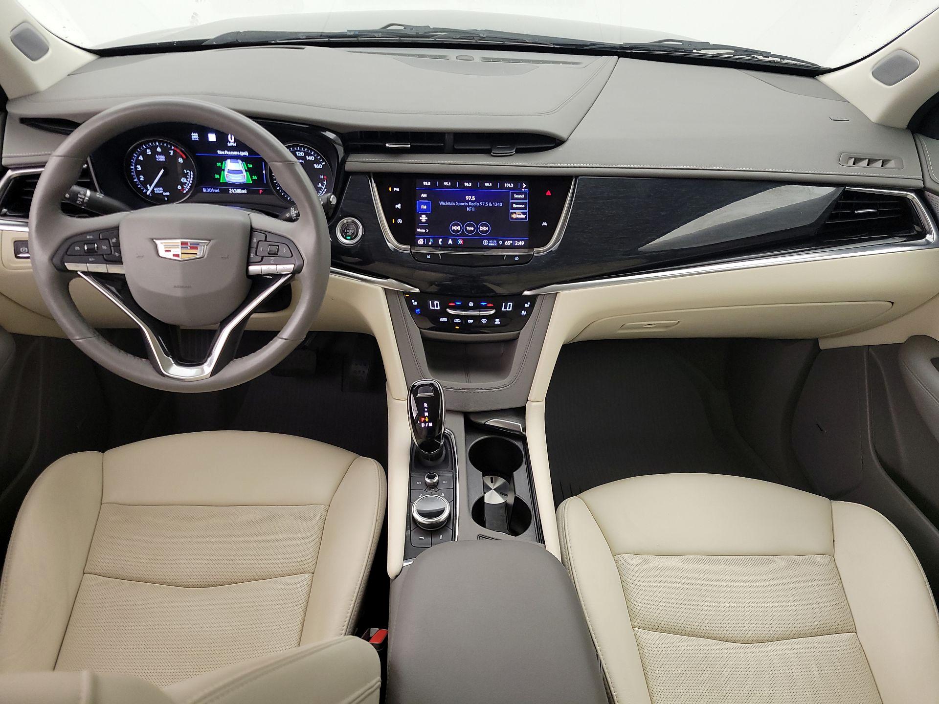 Thumbnail: 2023 Cadillac XT6 - 9